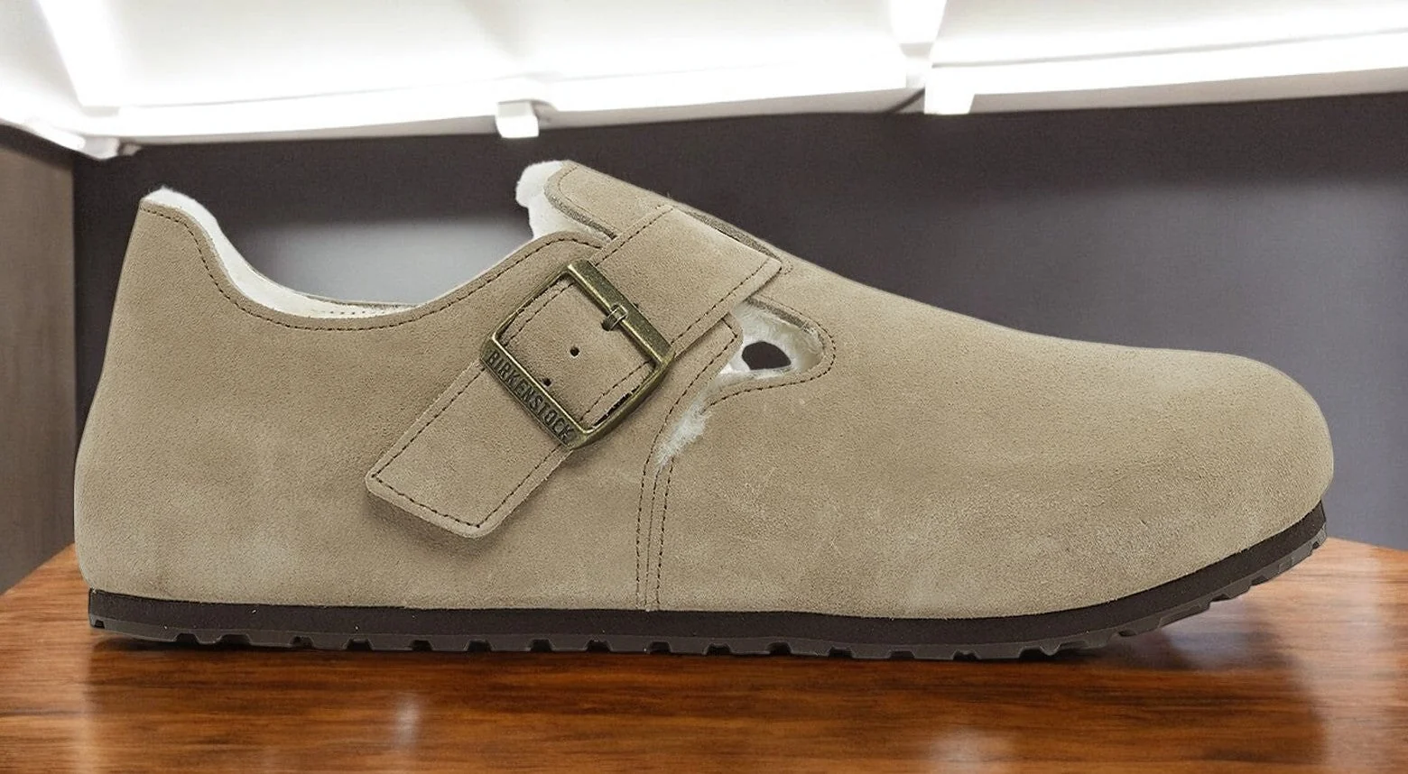 Outstanding Birkenstock Men's London Sd Sh R Regular Width Sandals Modern