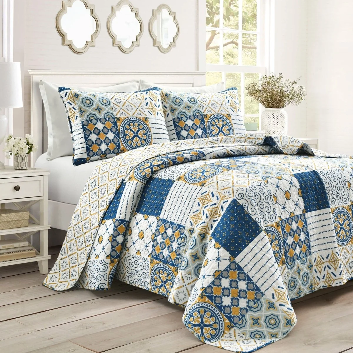 Long-Lasting Monique Patch 3 Piece Quilt Set Recyclable