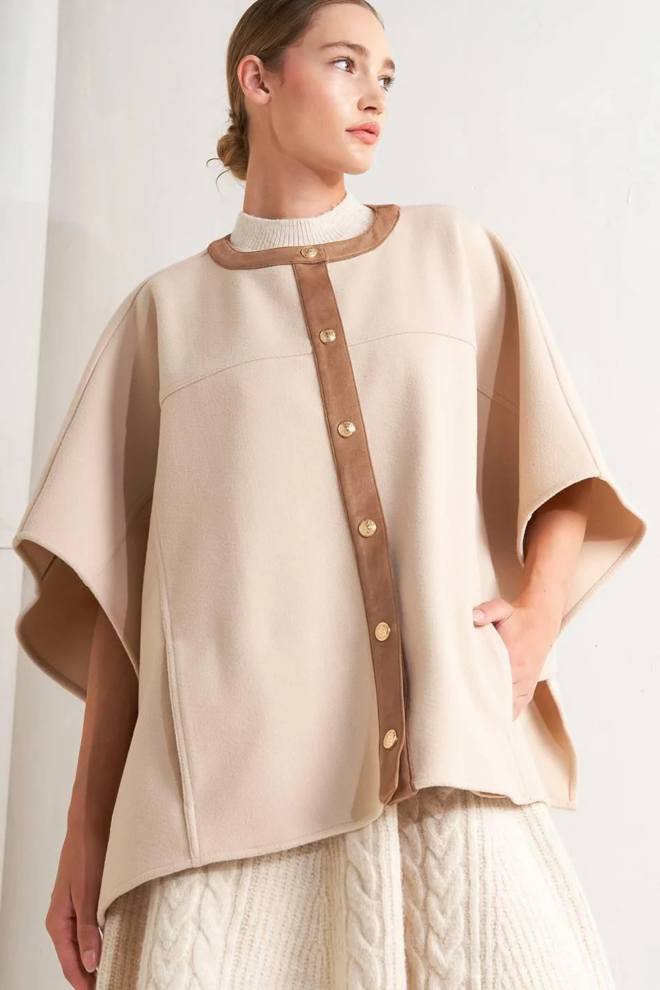 Carefully Designed Timeless Elegance Woven Felt Capelet Durable