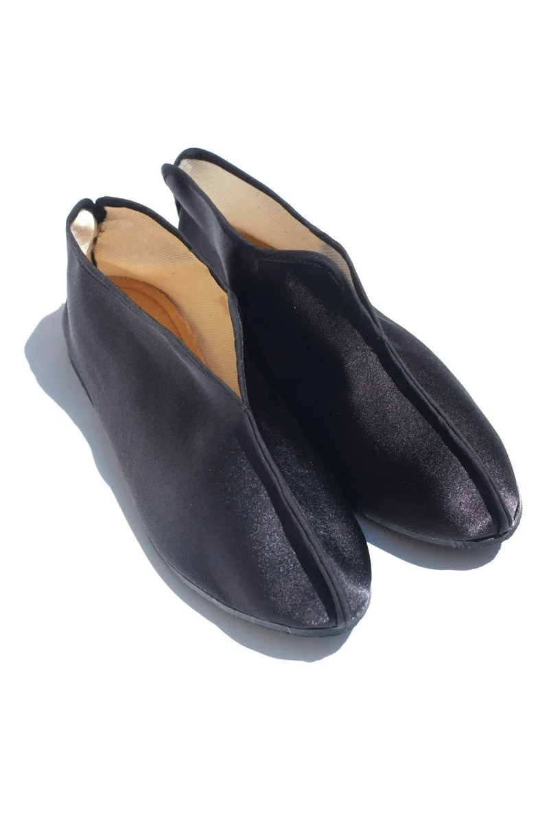 Original Design high top theater shoes - solid black Fashionable