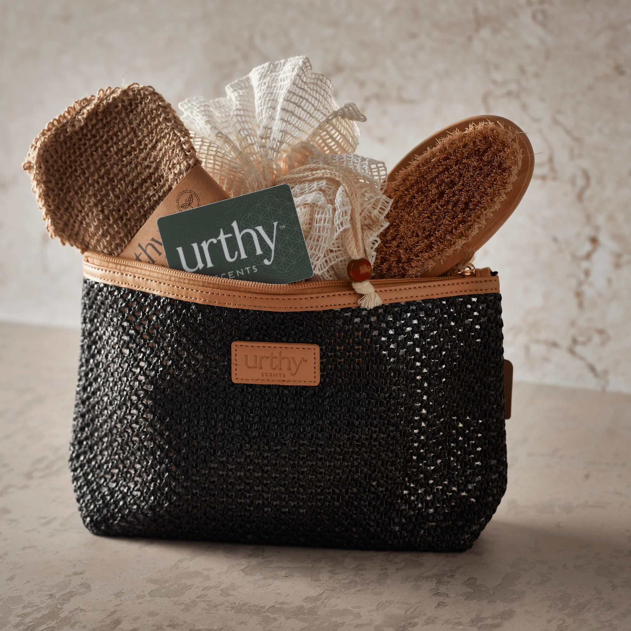 Relaxed Get-A-Way Gift Set Expertly Made