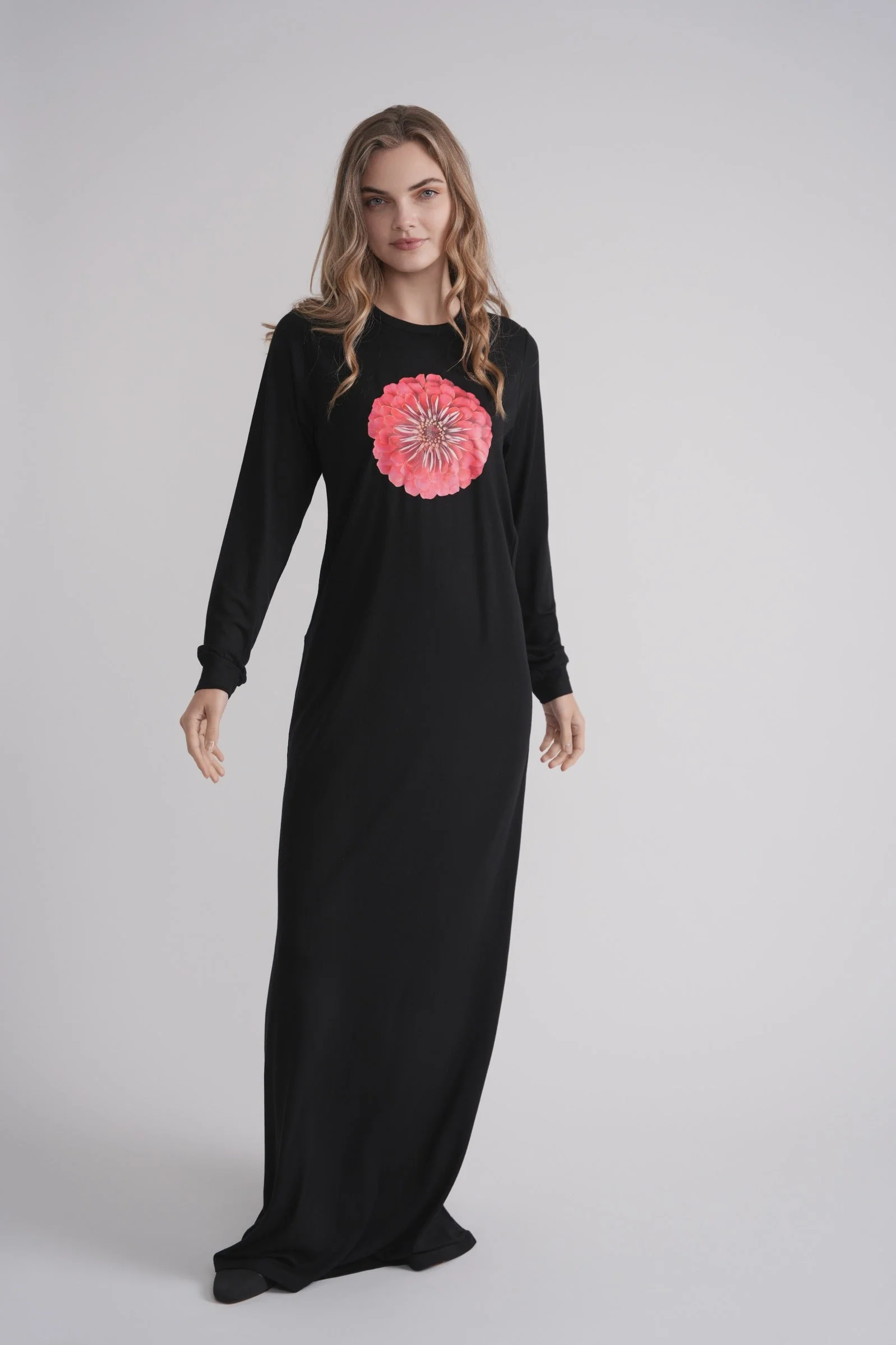 Easy-to-Use Printed Dahlia Nightgown Enhanced