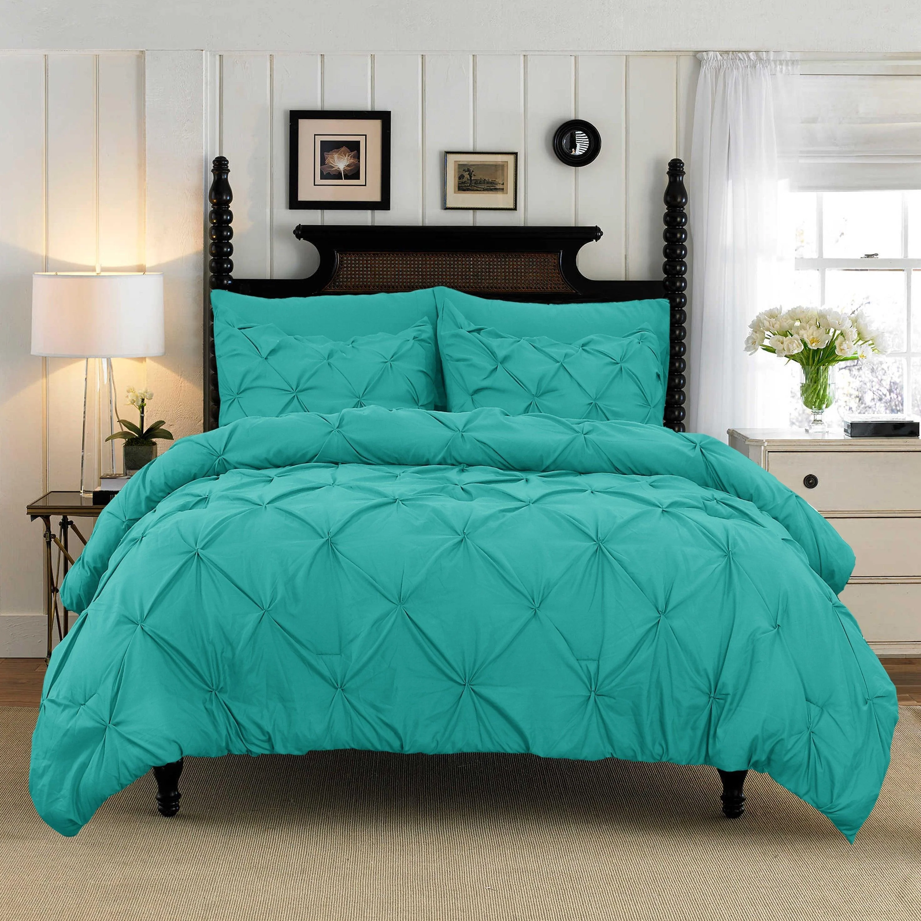 Smooth Elegant Comfort Pinch Pleated Pintuck Pattern 3-Piece Duvet Cover Set - Features Corner Ties Fast