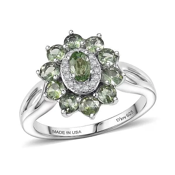Recyclable HomeJewelryRingsHalo Rings 8477887 Luxury