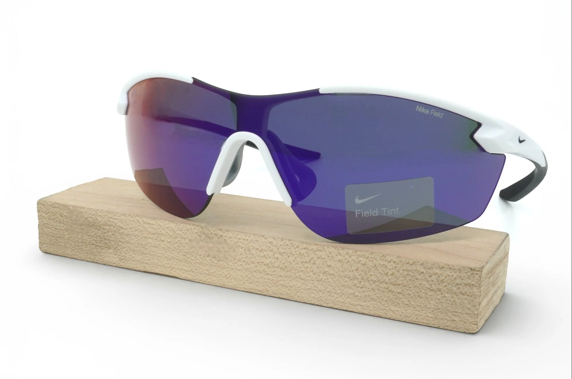 Selected Nike Men's Victory Elite Team Sunglasses - FZ9301-102 Official