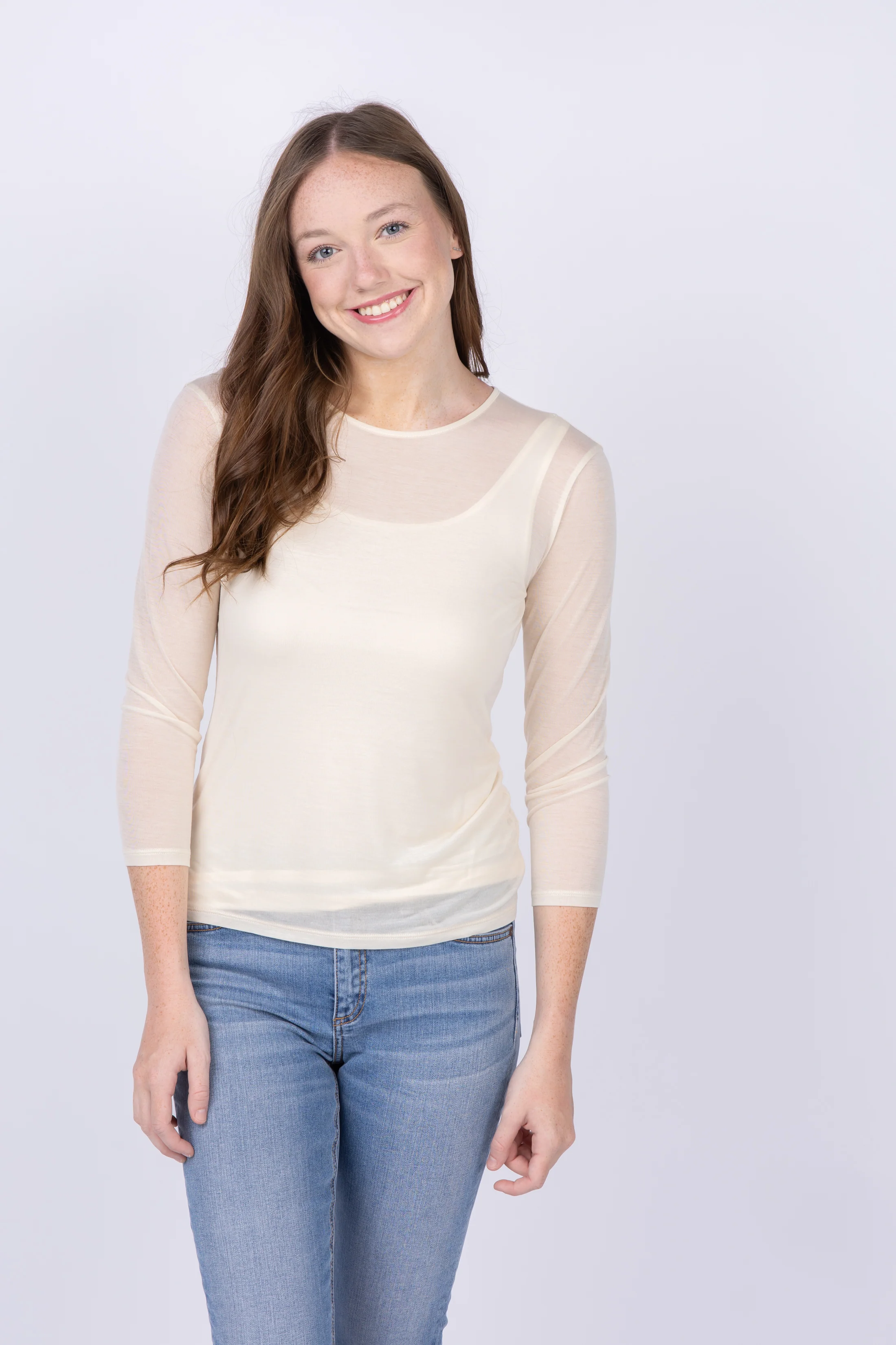 Eco-Friendly Vince Sheer 3 4 Sleeve Crew in Feaather Combo Breathable