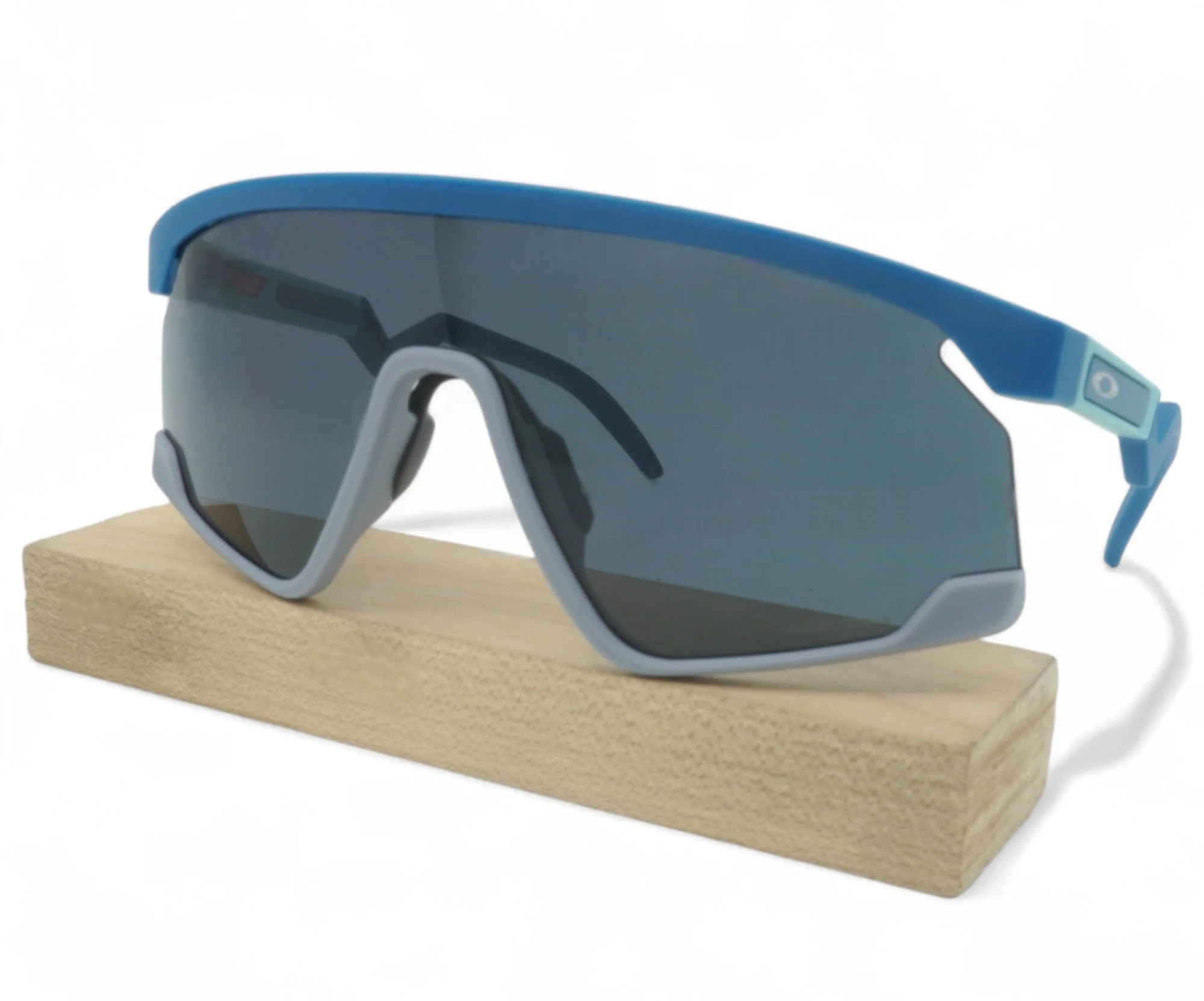Versatile Oakley Bxtr Sunglasses Effective