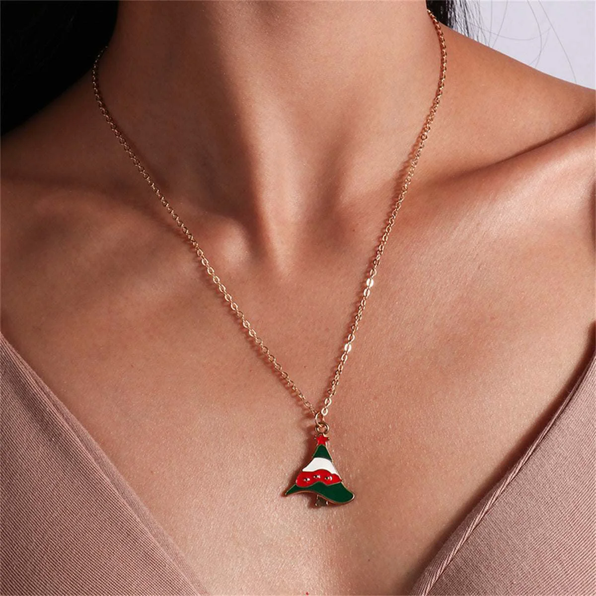 Comfortable Green Red Christmas Tree Pendant Necklace Natural