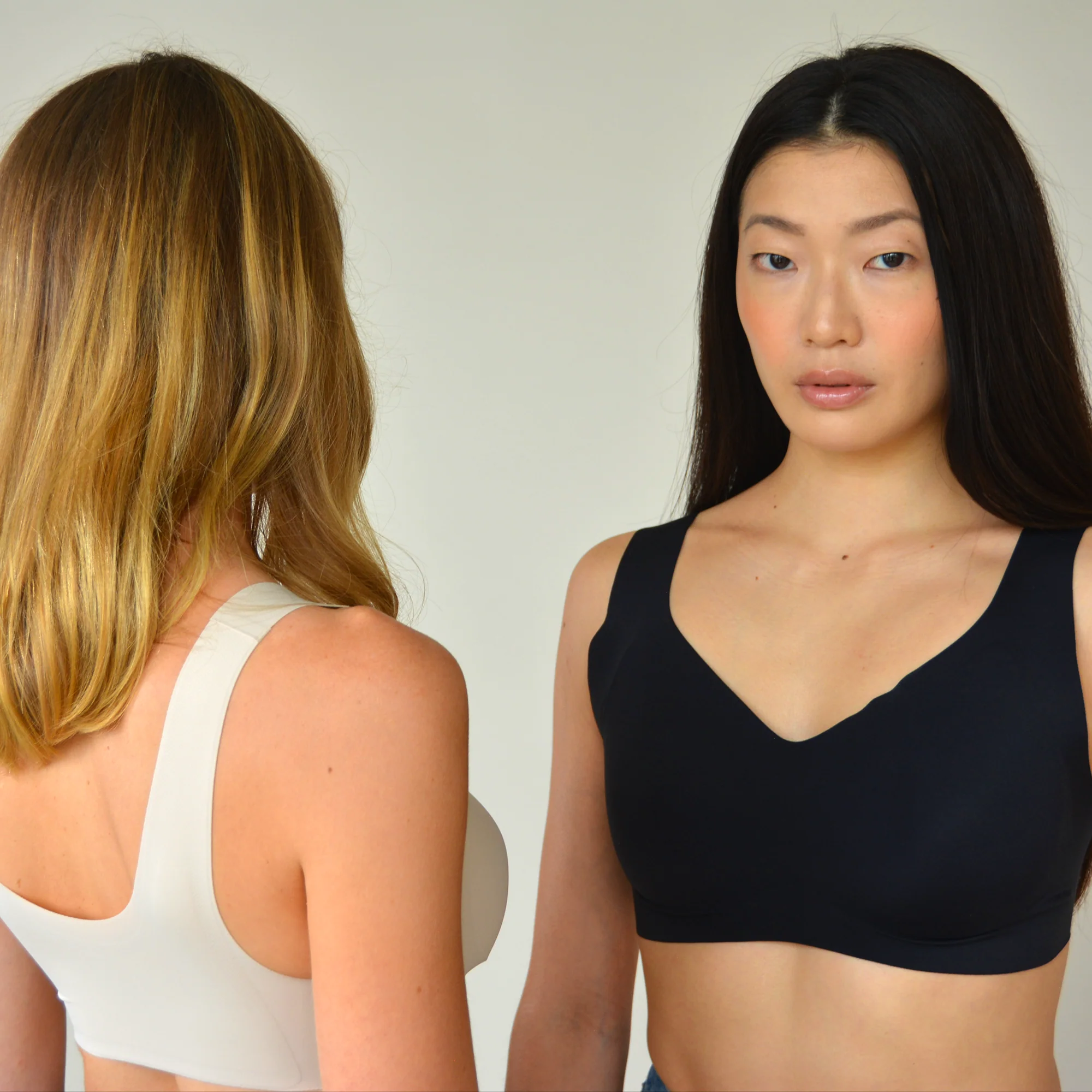 Premium V-Neck Lift Bra Fine Crafted