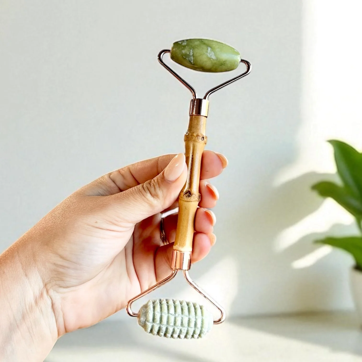 Top-Quality Jade Facial Roller Bamboo Root Original Design
