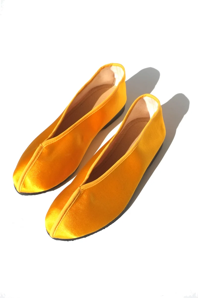 Functional theater shoes - solid yellow Premium Material