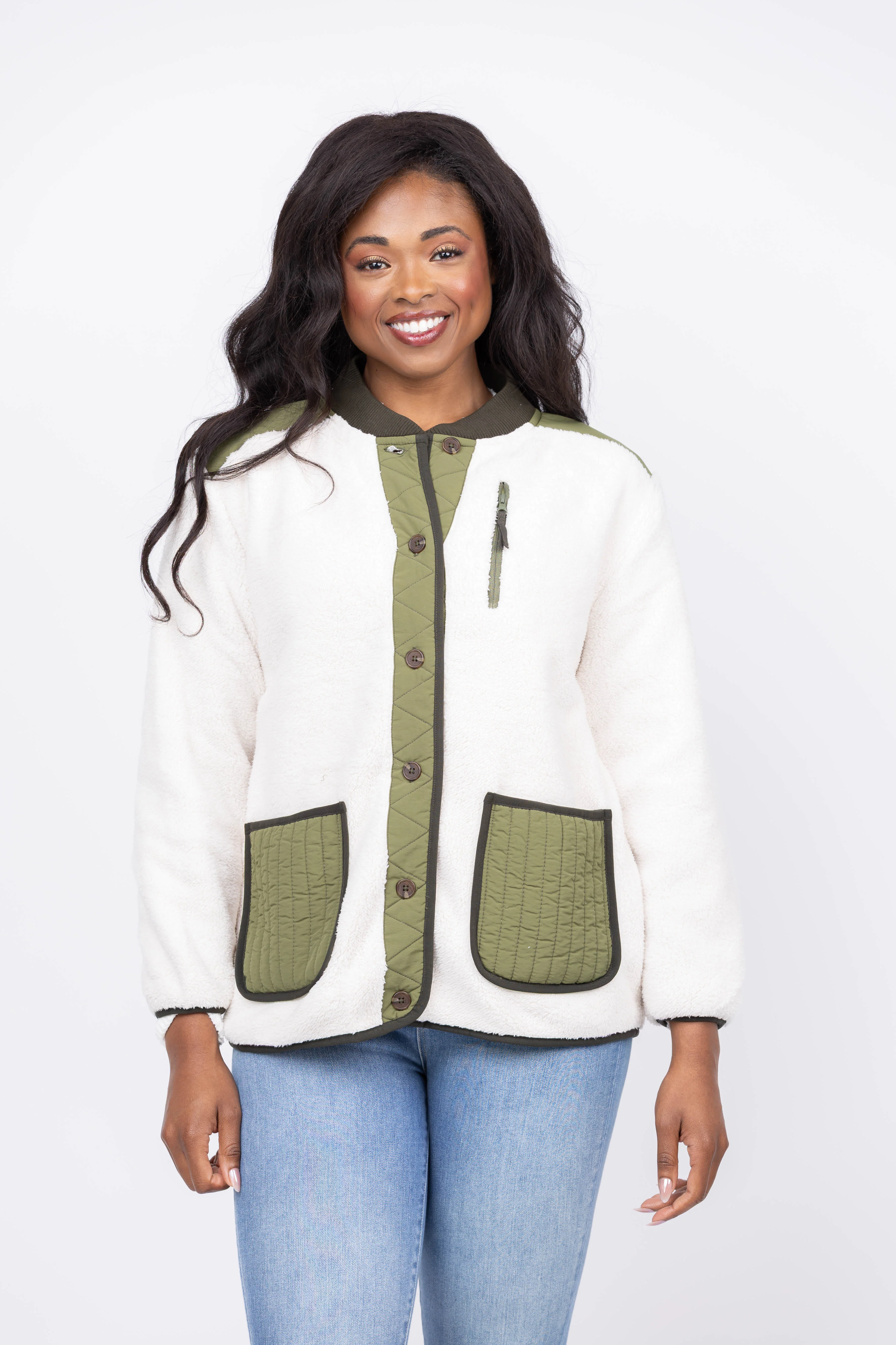 Detailed The Great. The Plush Tundra Jacket in Cream Army Quality