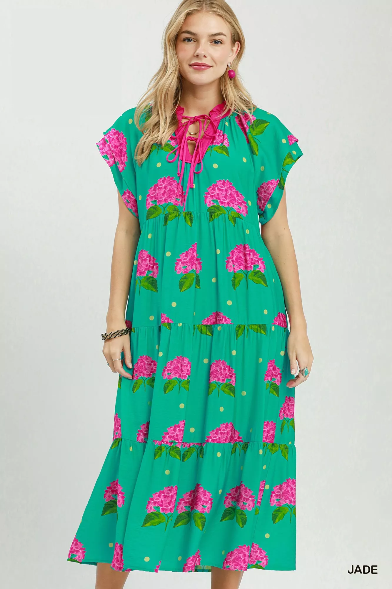 Comfortable Umgee Hydrangea Print Tiered Midi Dress Consistent