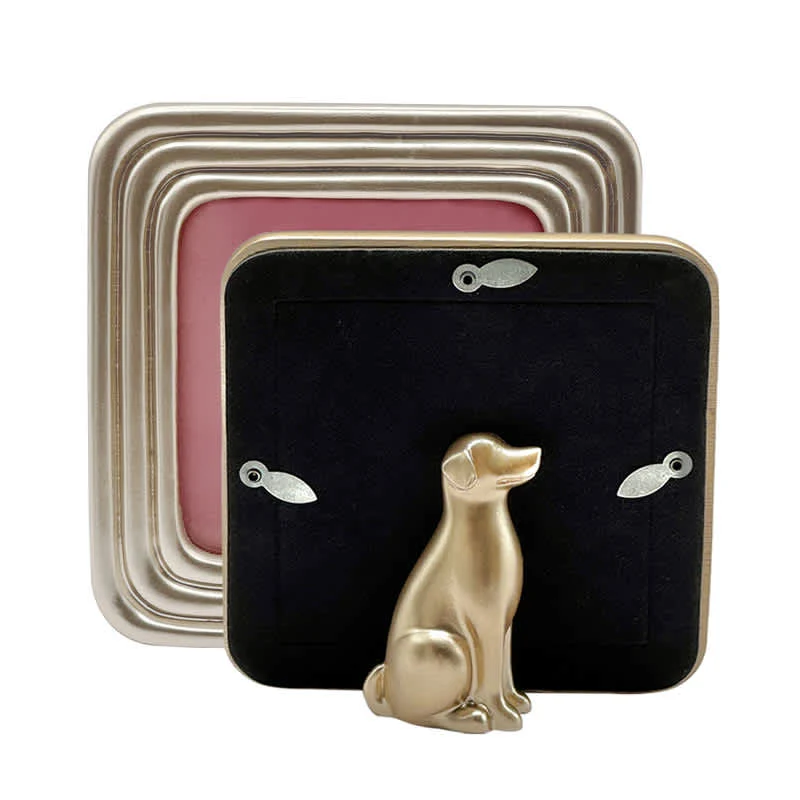 Elite Dog Easel Stand Picture Frame Secure