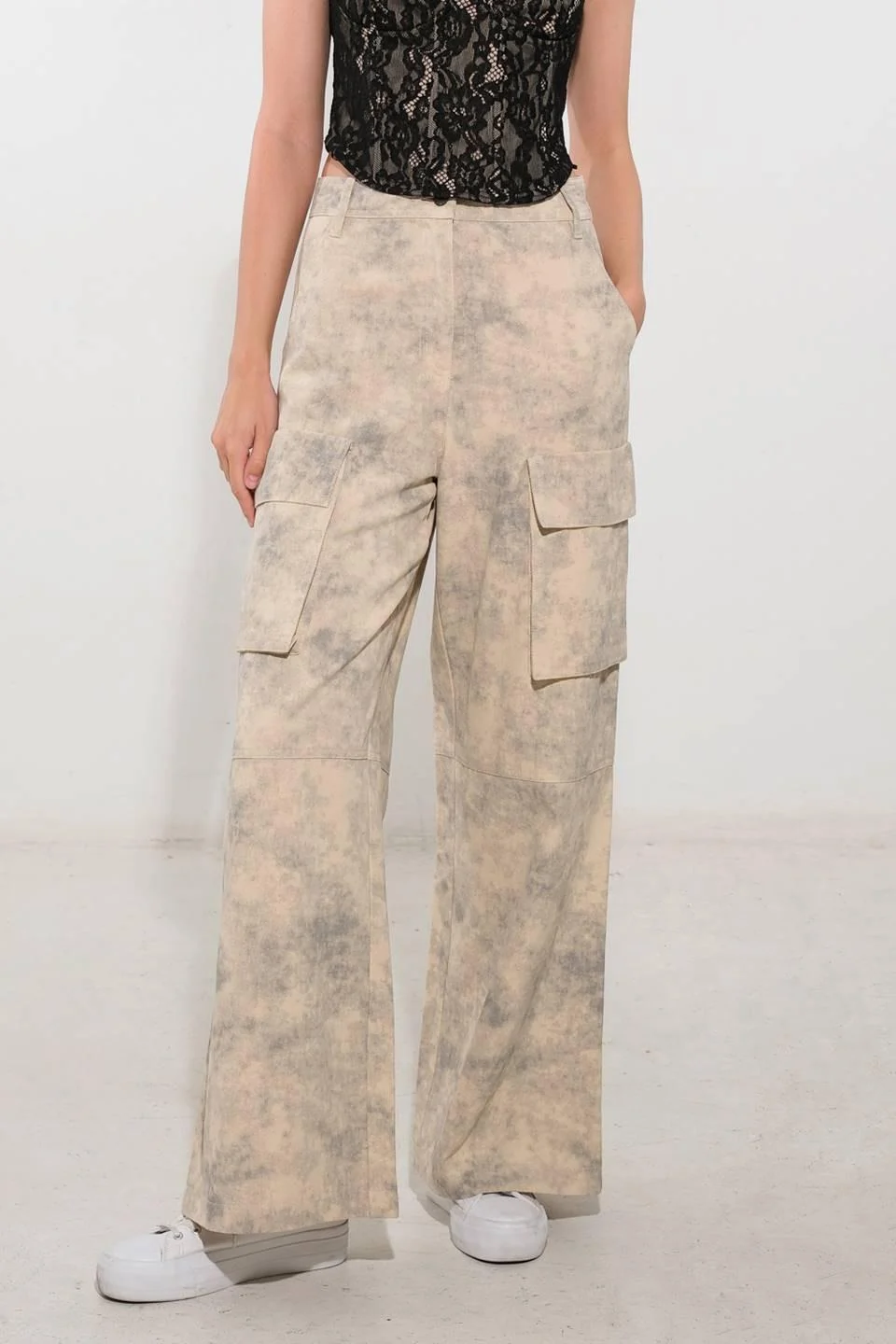 Consistent In the Spotlight Woven Pants Fashionable