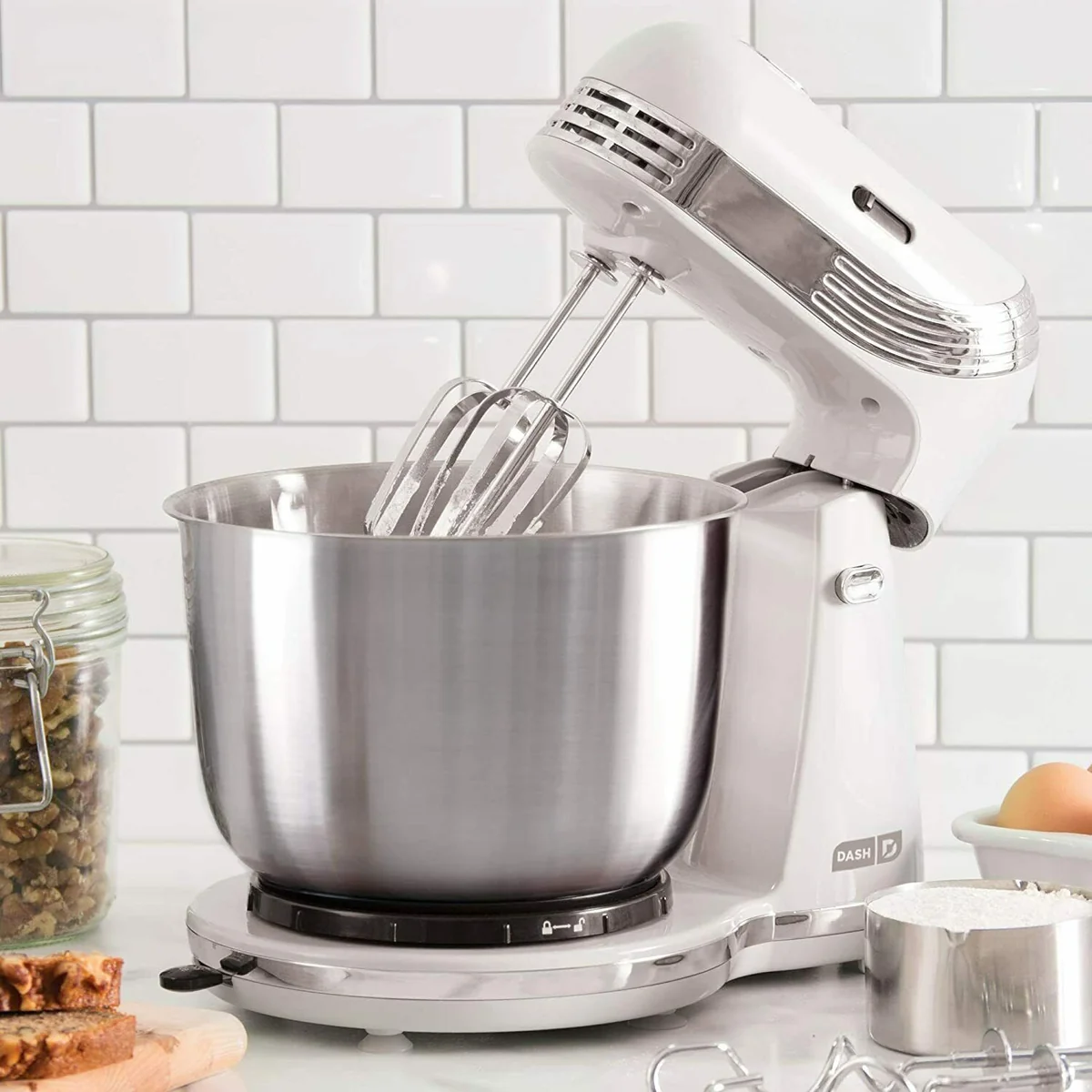 Refined Electric 6 Speed Cake Dough Baking Mixer Machine Easy-to-Use