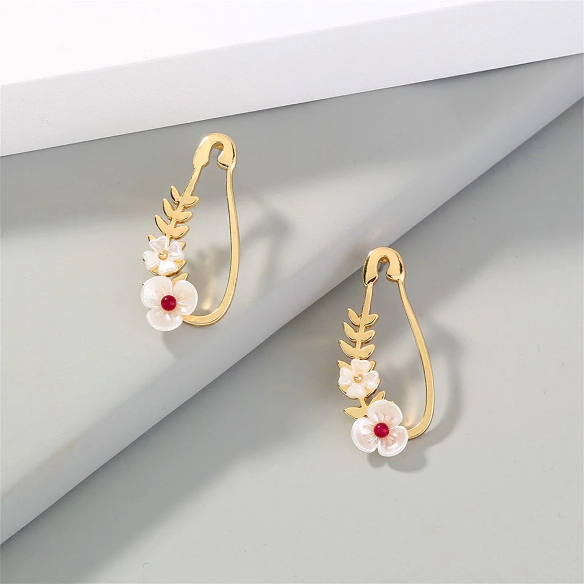 Advanced White Acrylic Goldtone Flower Pin Drop Earrings Reliable