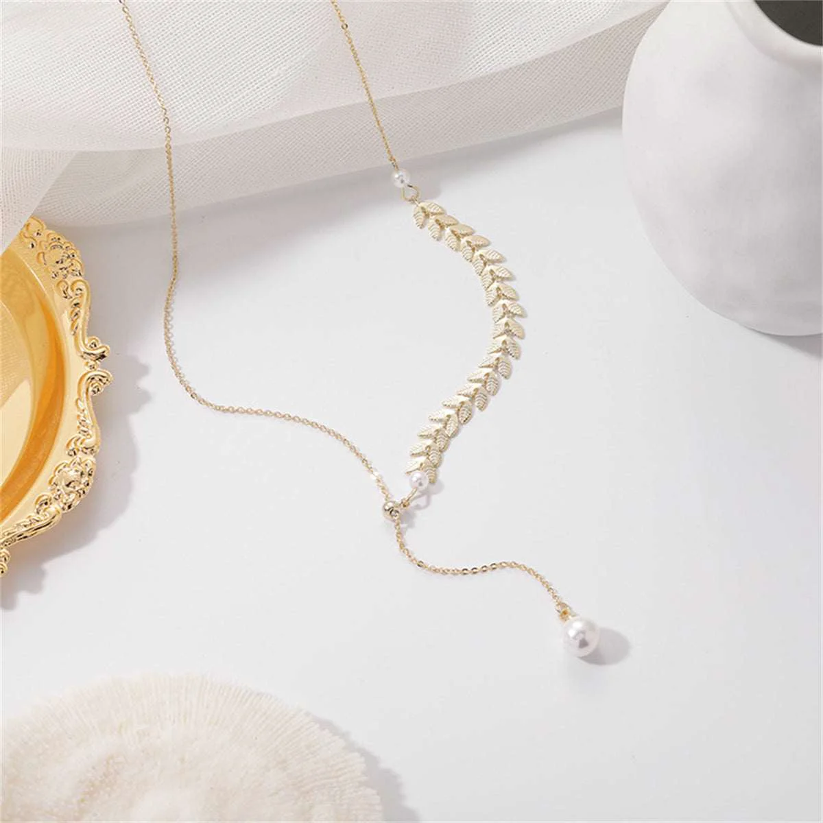 World-Class Pearl Goldtone Leaves Lariat Necklace Effective