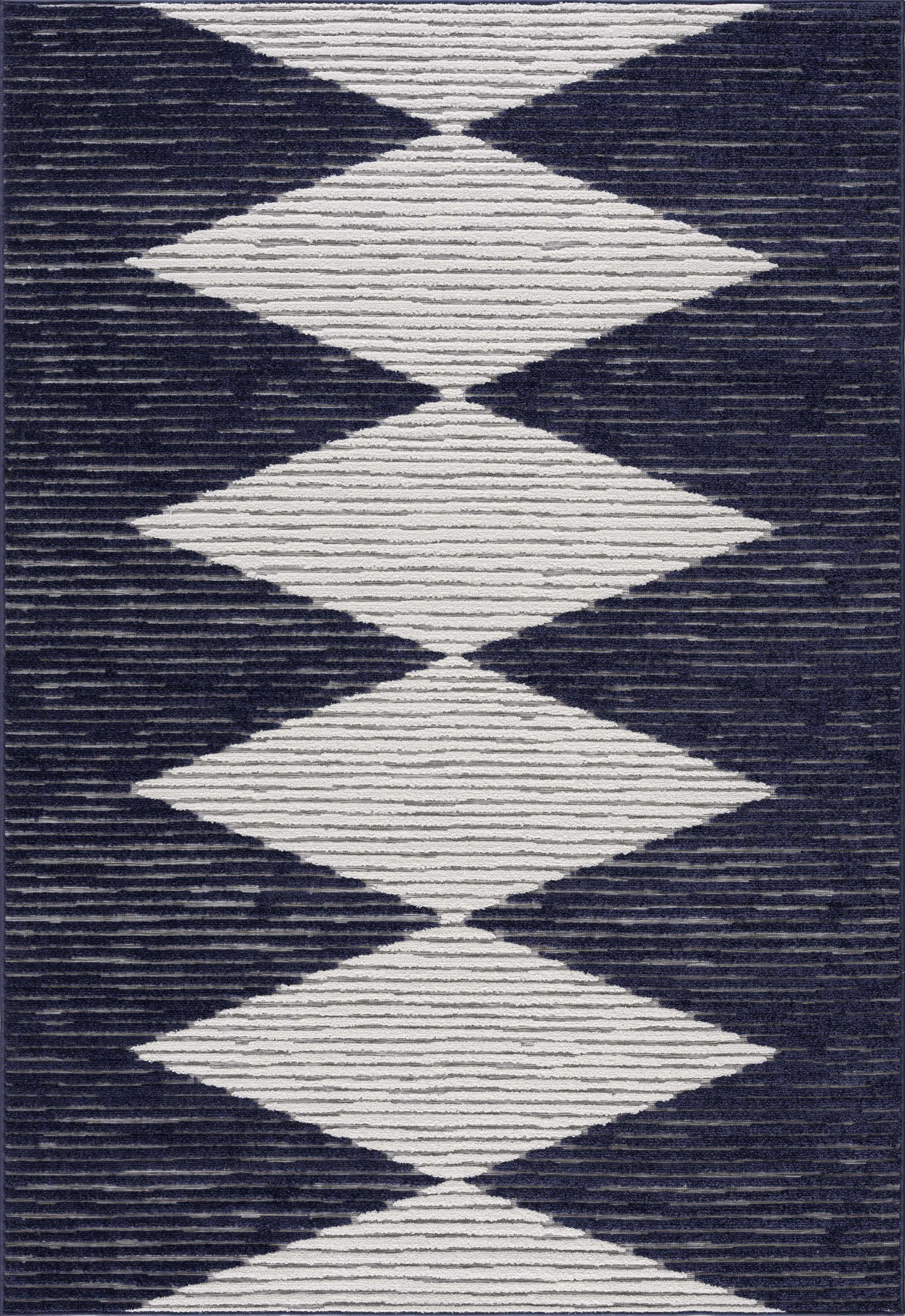 Trusted Masantol 3D Outdoor Area Rug - Detailed