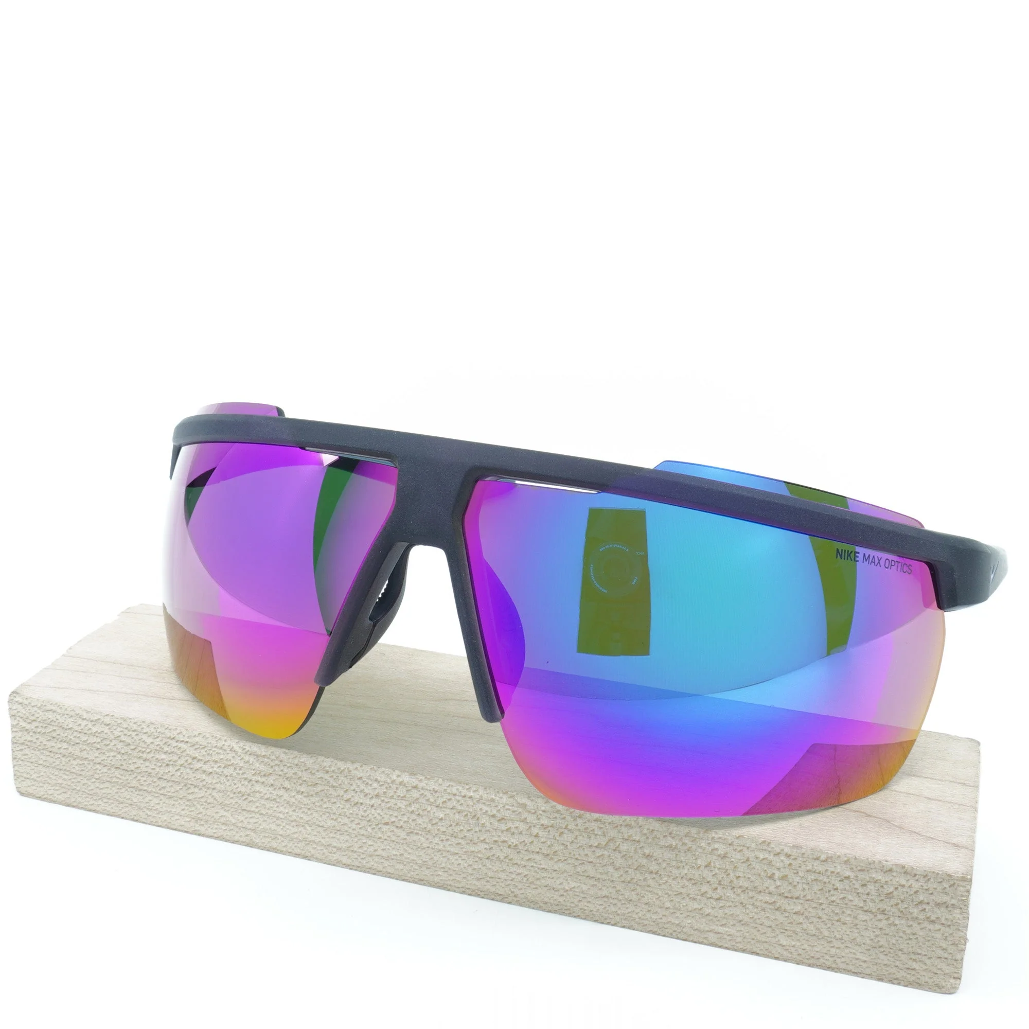 Solid Nike Men's Windshield M Sunglasses Effective