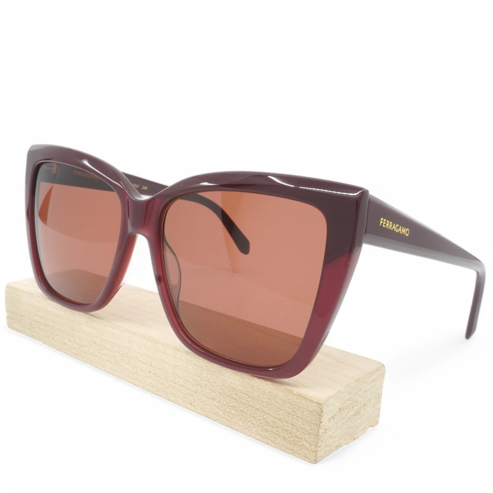 Safe Salvatore Ferragamo Butterfly Sunglasses Green