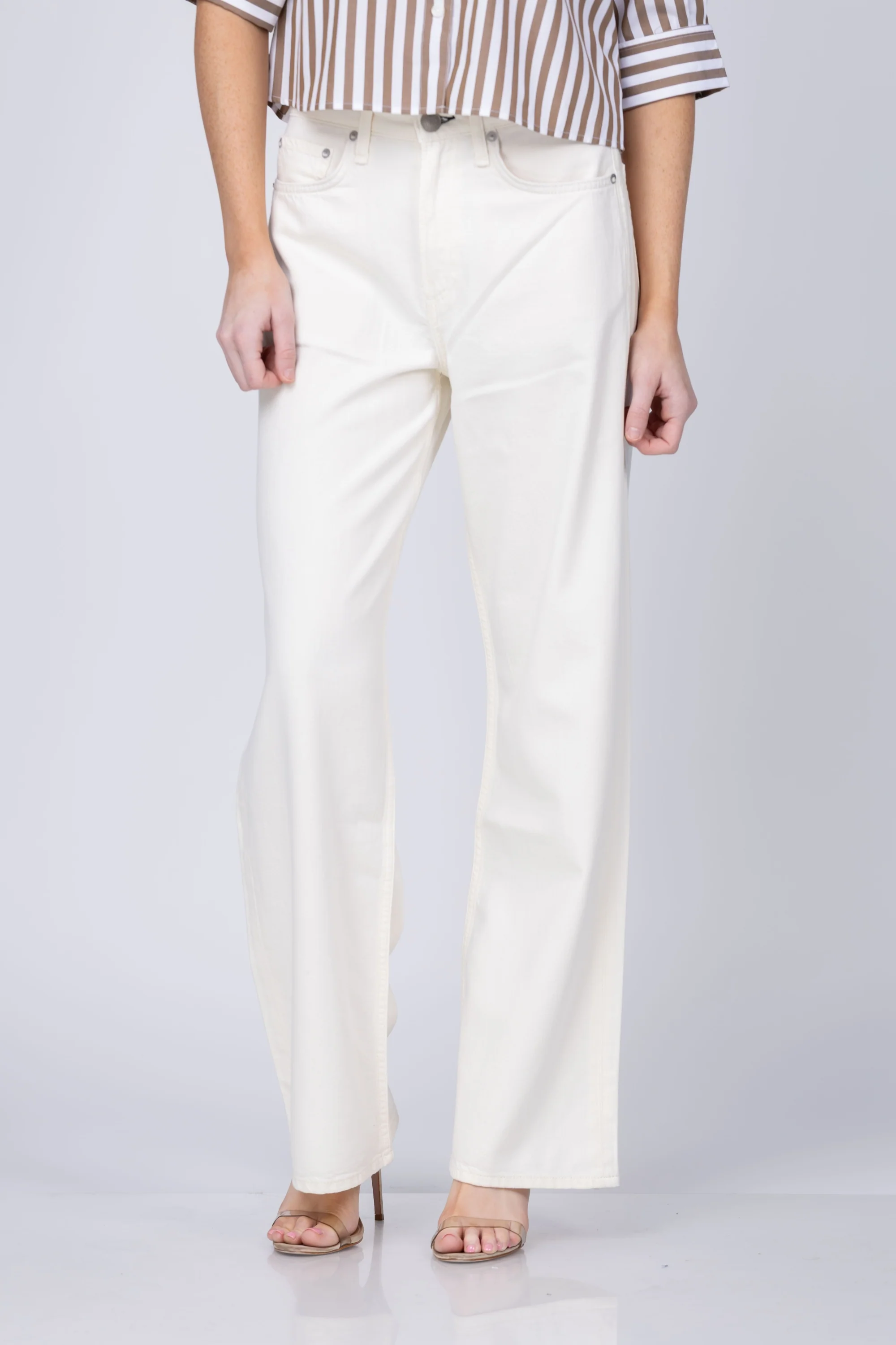 Consistent Rag Bone Featherweight Logan Jean in Ecru High-Quality