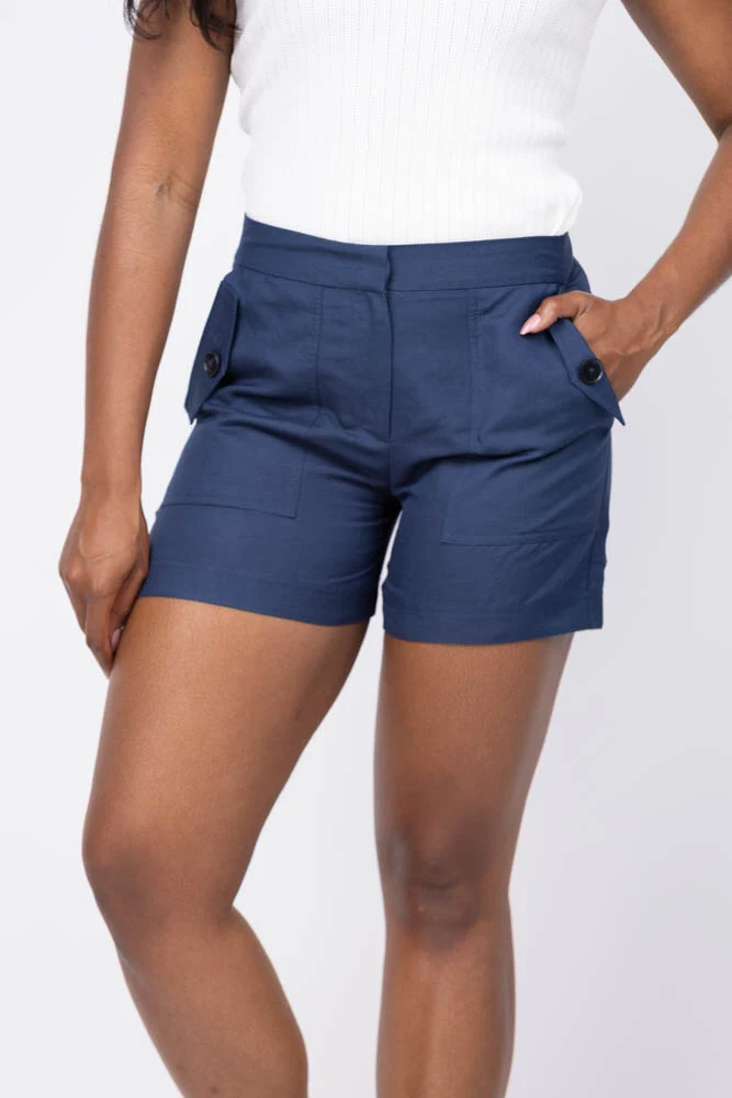 Dependable Gilner Farrar Kai Shorts in Blue Linen High-Quality