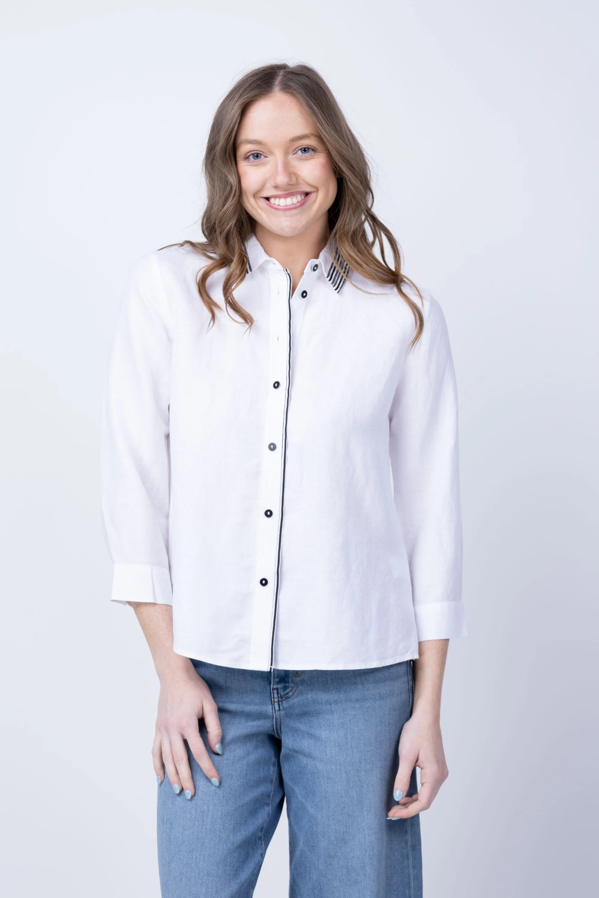 Trusted NIC ZOE Stripe Trim Linen Shirt in Paper White Official