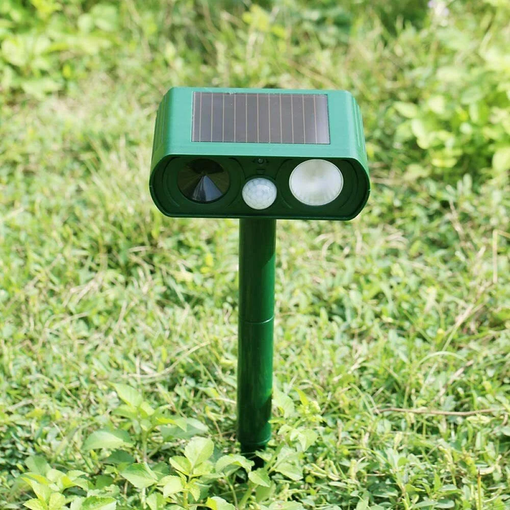 Fashionable Ultrasonic Electric Yard Pest Repeller Deterrent High-Quality