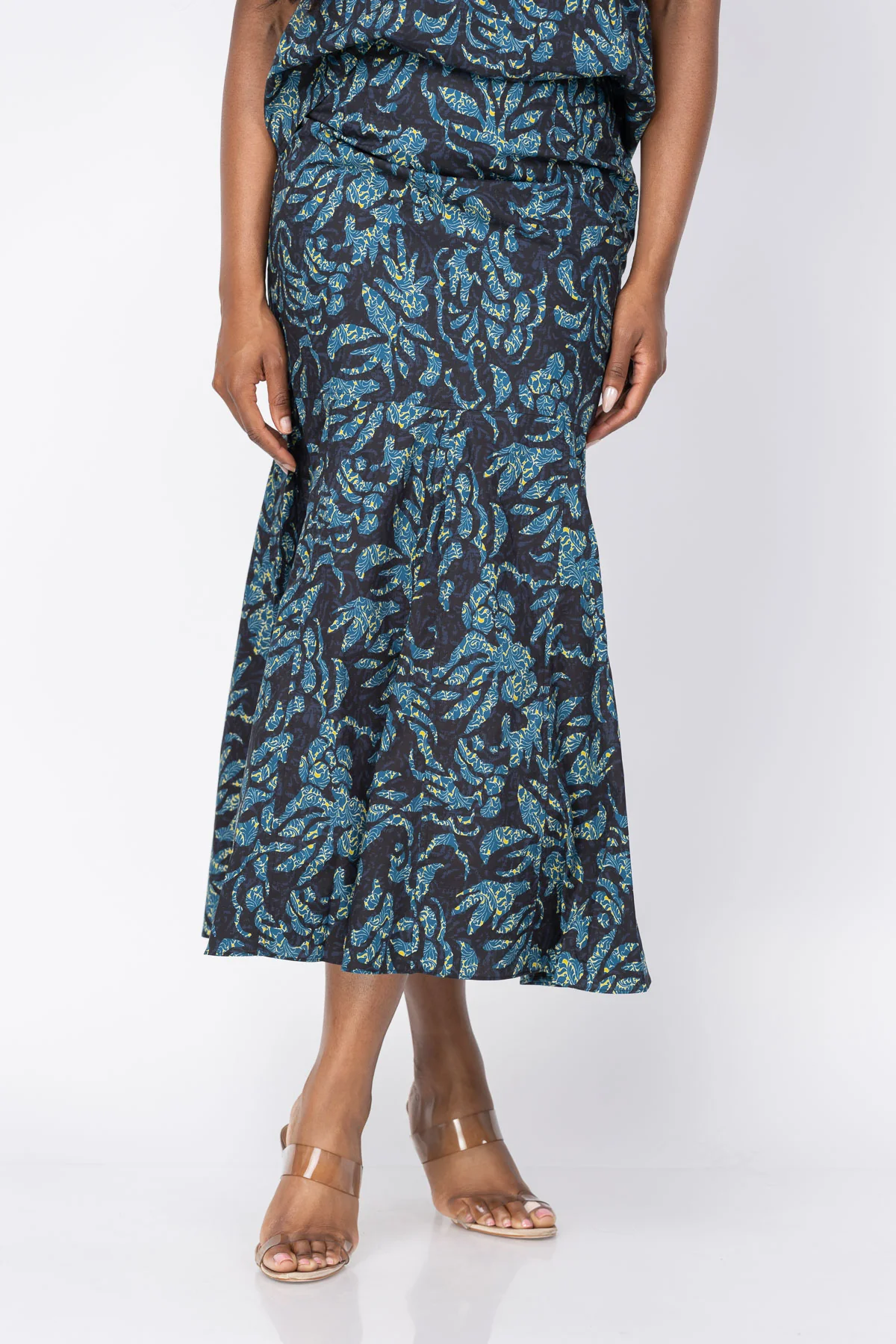 User-Friendly Ulla Johnson Clarisse Trumpet Midi Skirt in Midnight Efficient