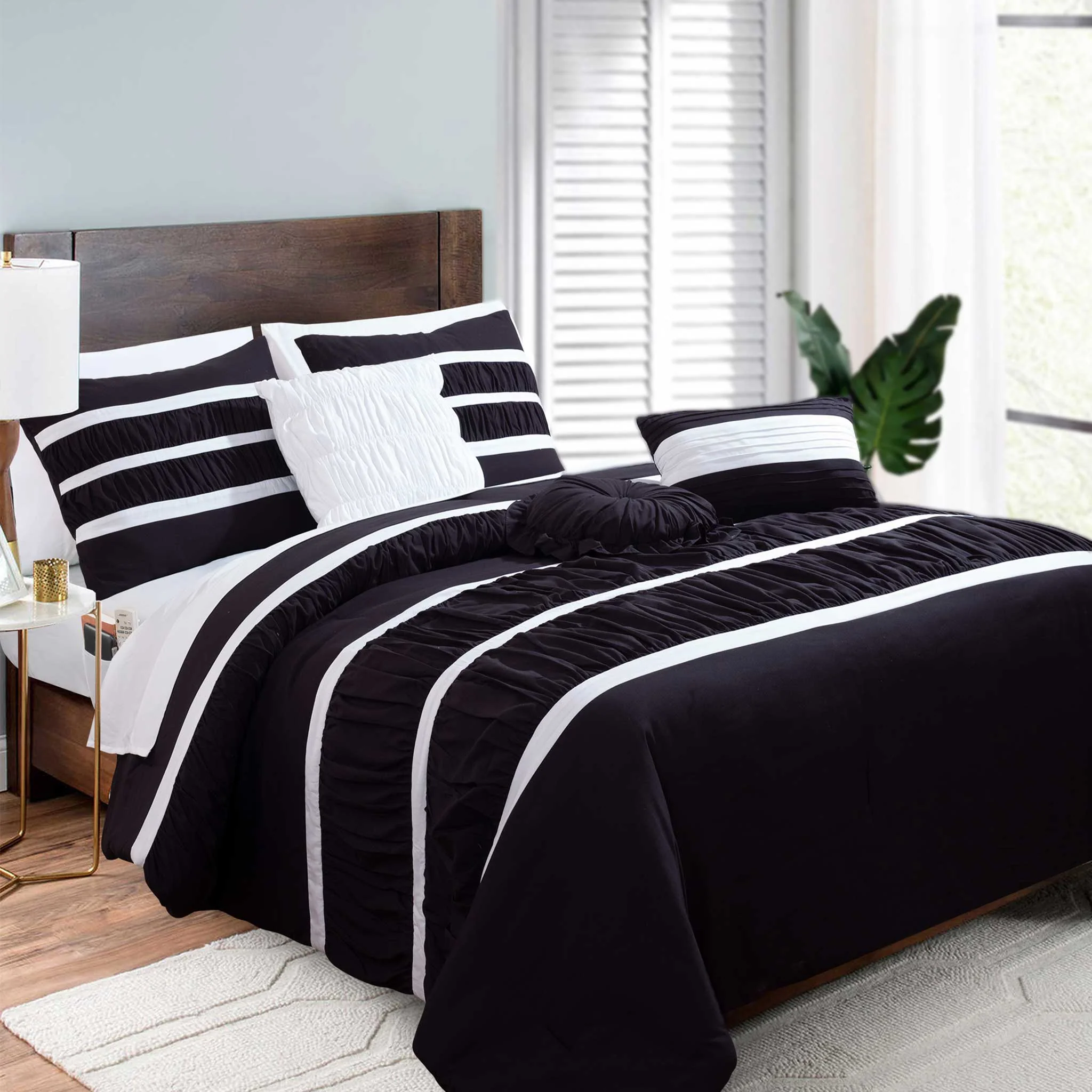 Clean Mocassi 12-Piece Isabella Pleated Ruched Ruffled Comforter Set Includes 6-Piece Sheet Set with Double Sided Storage Pockets Excellent