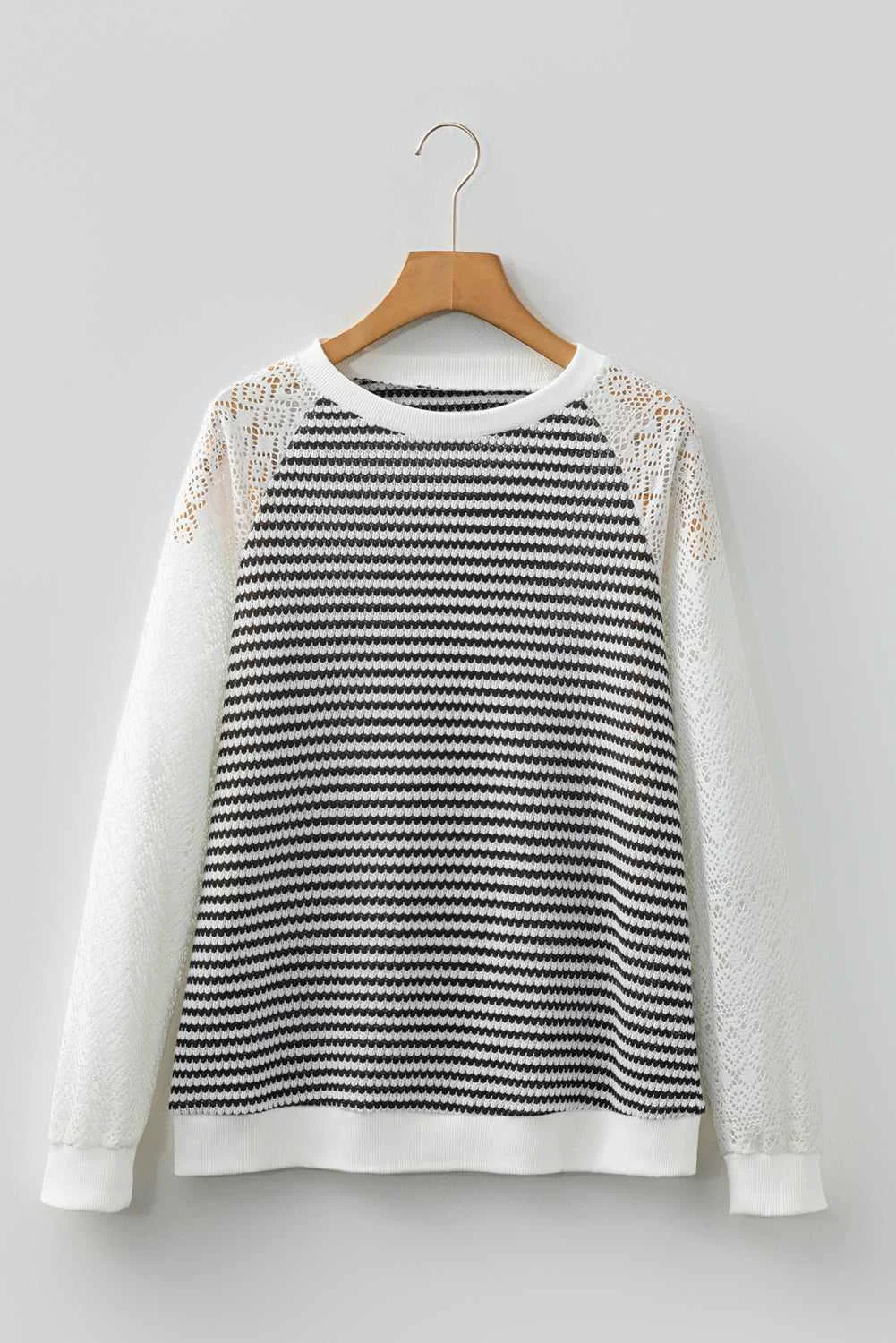 Modern Threaded Pear Taylor Hollowed Lace Patchwork Long Sleeve Top Artisan