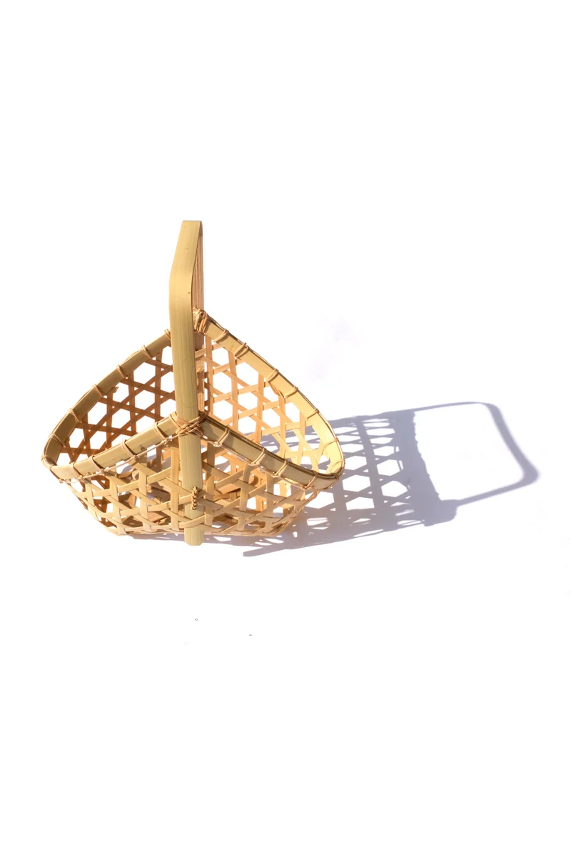 High-Quality bamboo basket - trapezoid with handle Long-Lasting