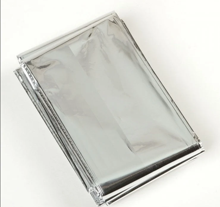 High-Grade 8 Pack Camping Thermal Blanket Disposable Waterproof Windproof Emergency Reusable