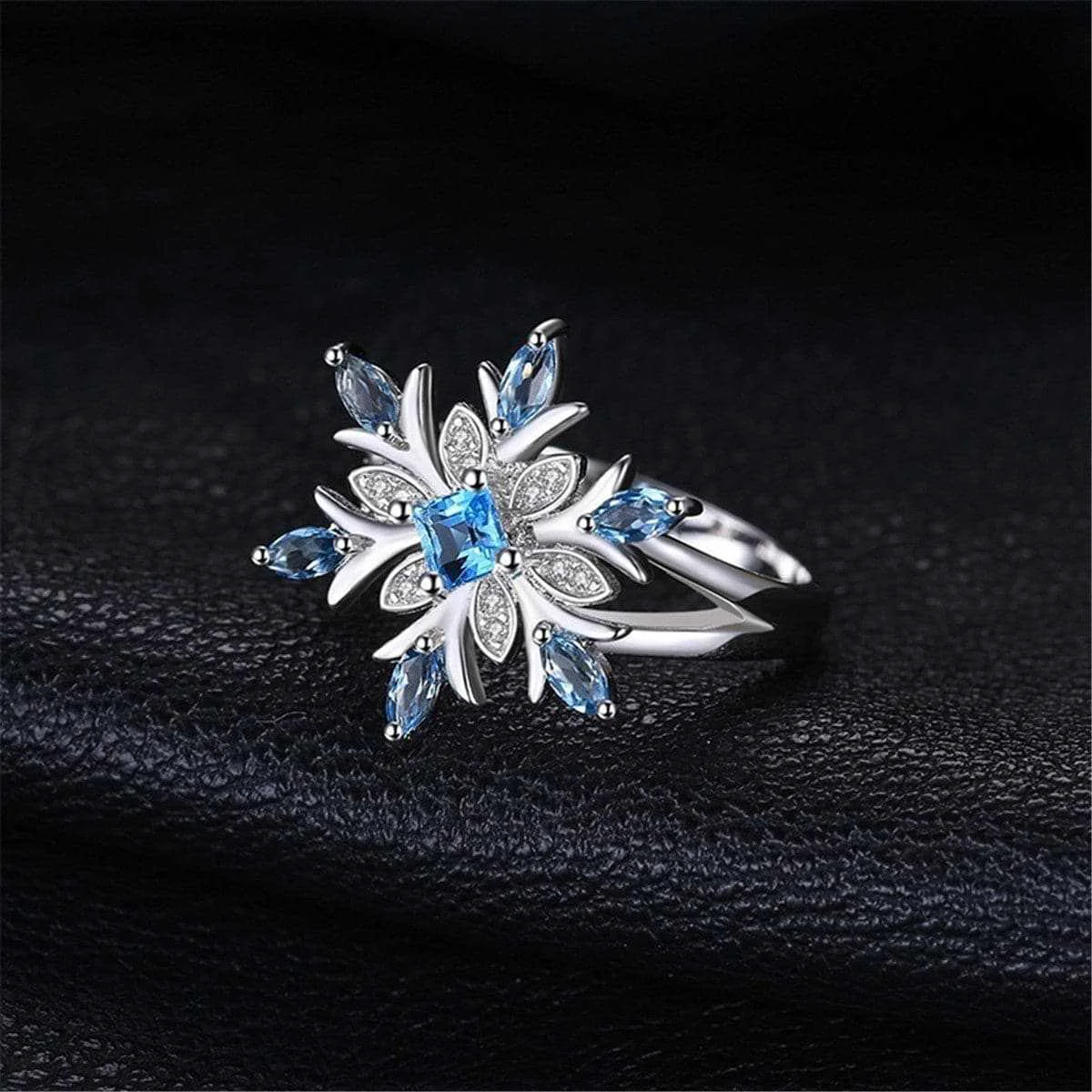 Versatile Light Blue Crystal Snowflake Ring Expertly Made