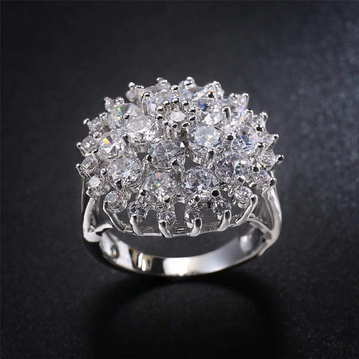 World-Class Crystal Cubic Zirconia Sunflower Openwork Ring High-Quality