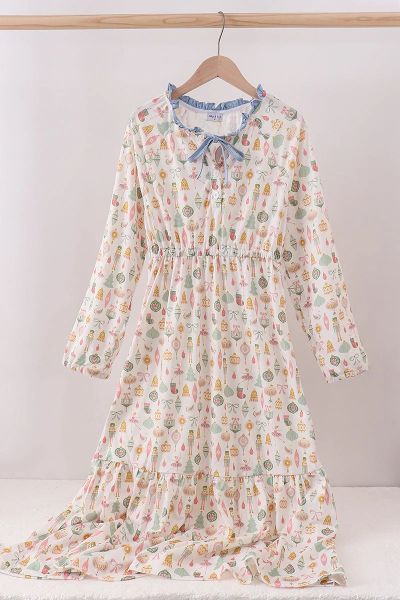 Consistent Nutcracker print tiered mom dress Casual