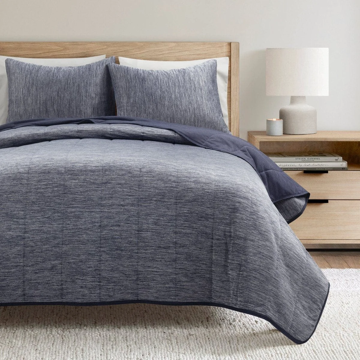 Professional Cooling Reversible Quilted Blanket 3 Piece Set Environmentally Friendly