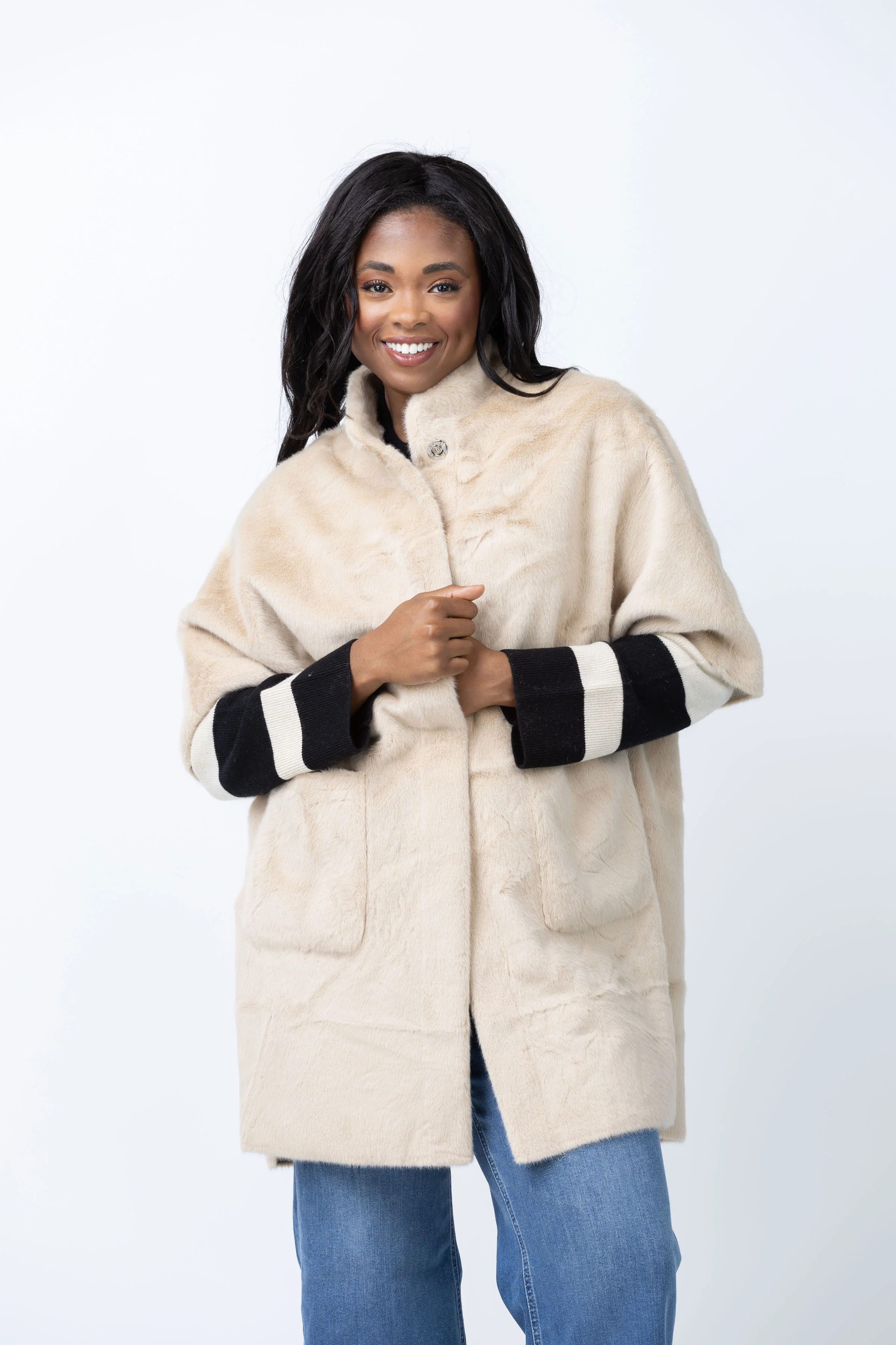 High-End Love Token Nia Coat in Beige Fine Crafted