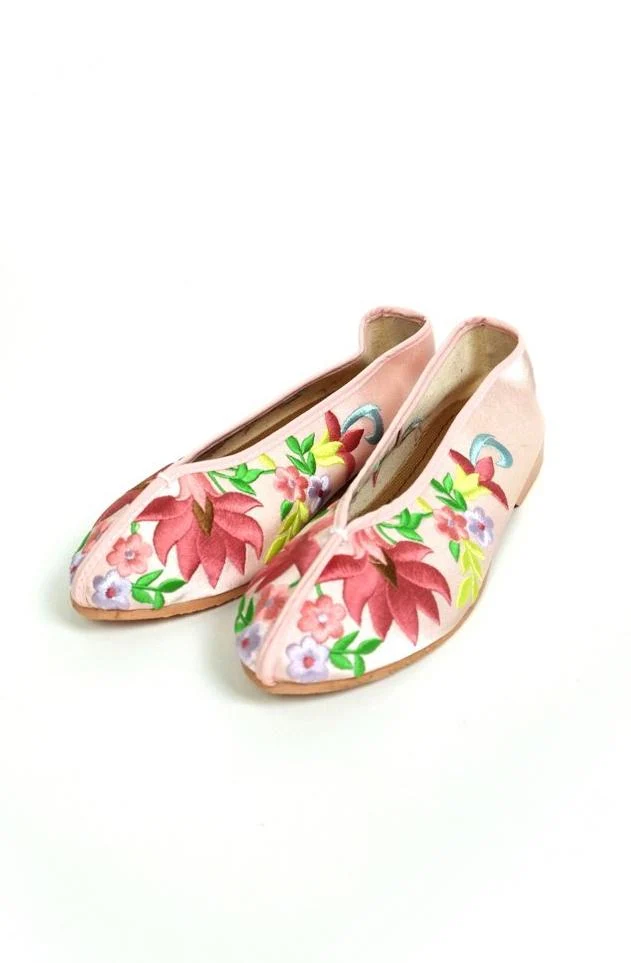 Next-Generation embroidered theater shoes - peach Breathable