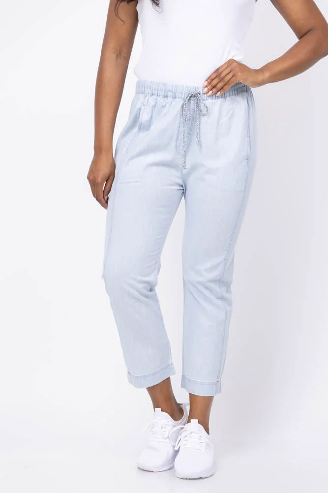Reliable XiRENA Draper Pant in Air Blue Trendy