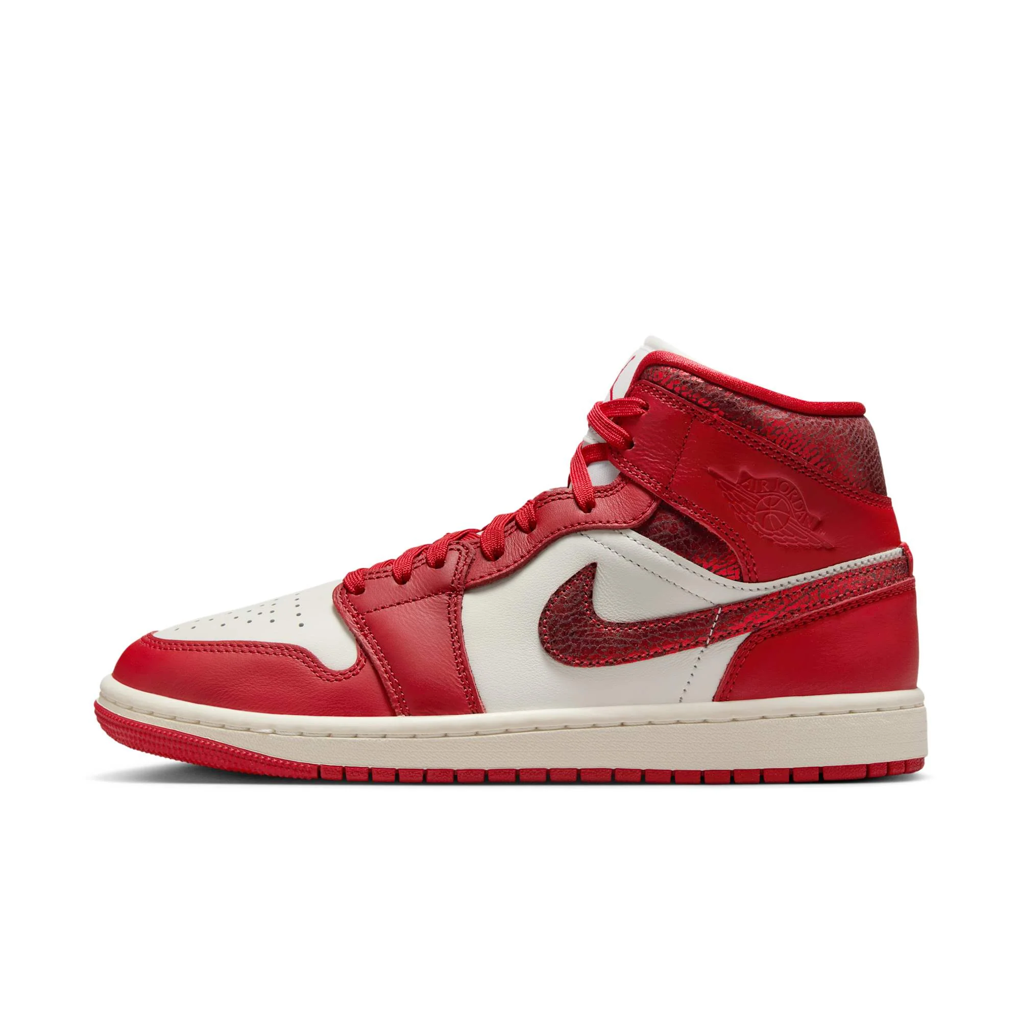 Comfortable Air Jordan Women's Retro 1 Mid Se Sneakers First-Class