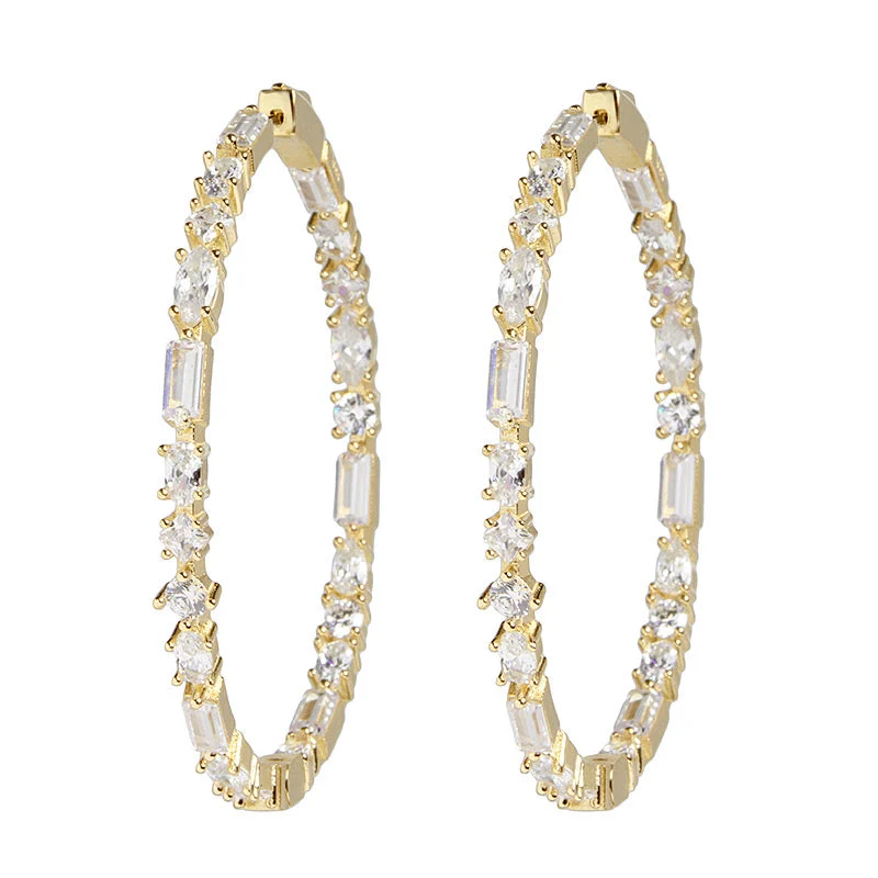 Casual Nickho Rey Casey Hoop in Gold Official