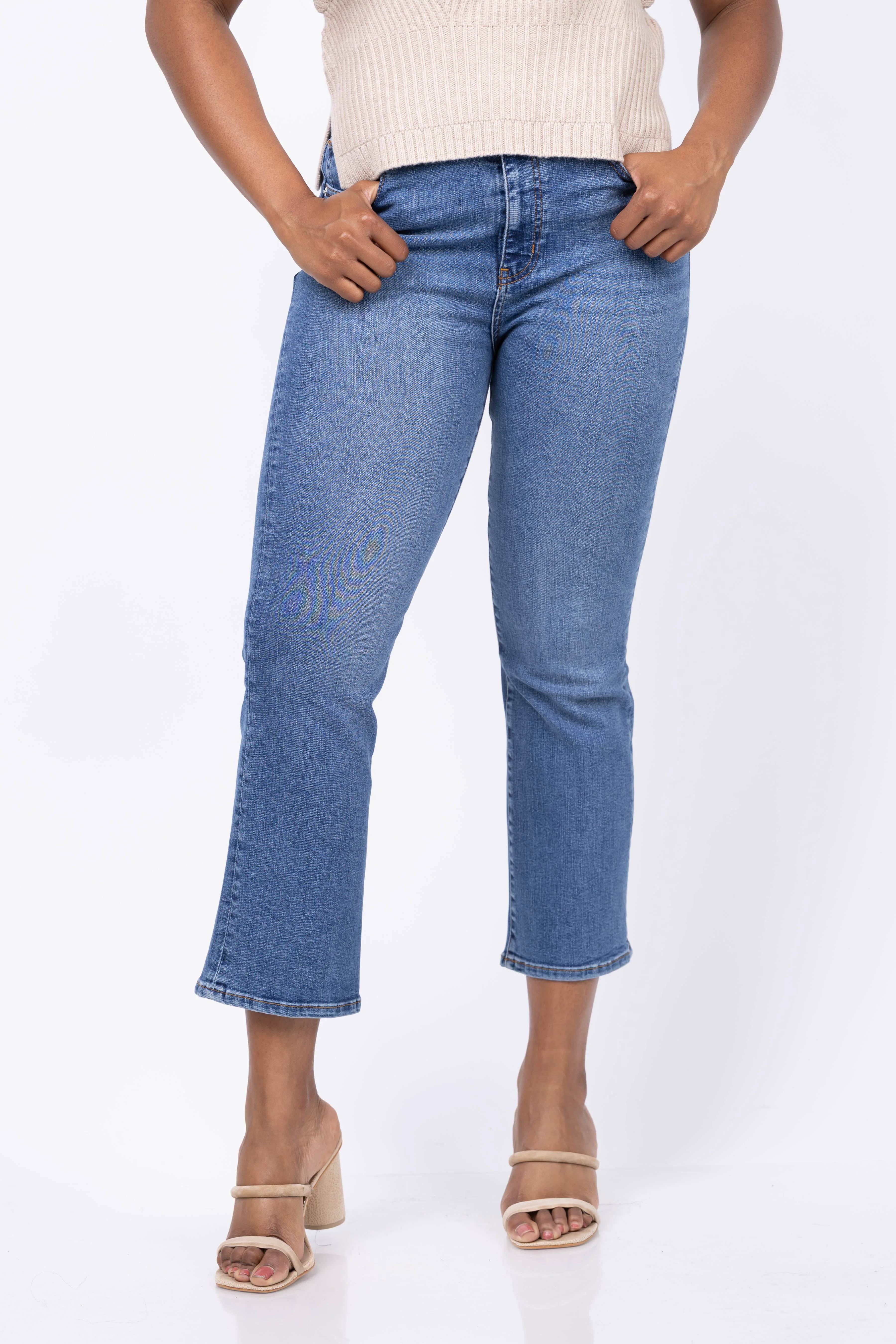 Exceptional Frame The Reboot Crop Jean in Lover Eco-Friendly
