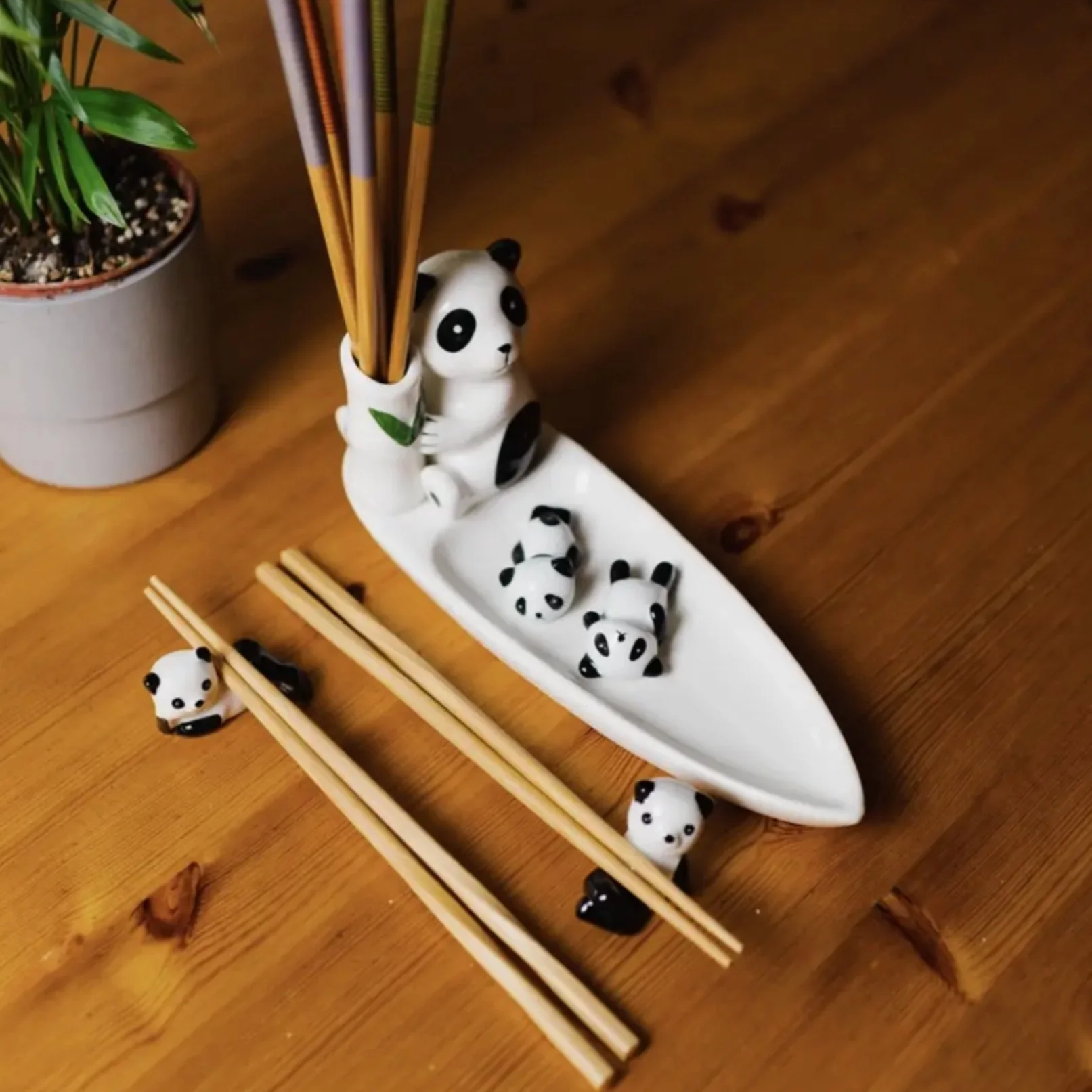Original Design Porcelain Panda Chopstick Holder Reliable
