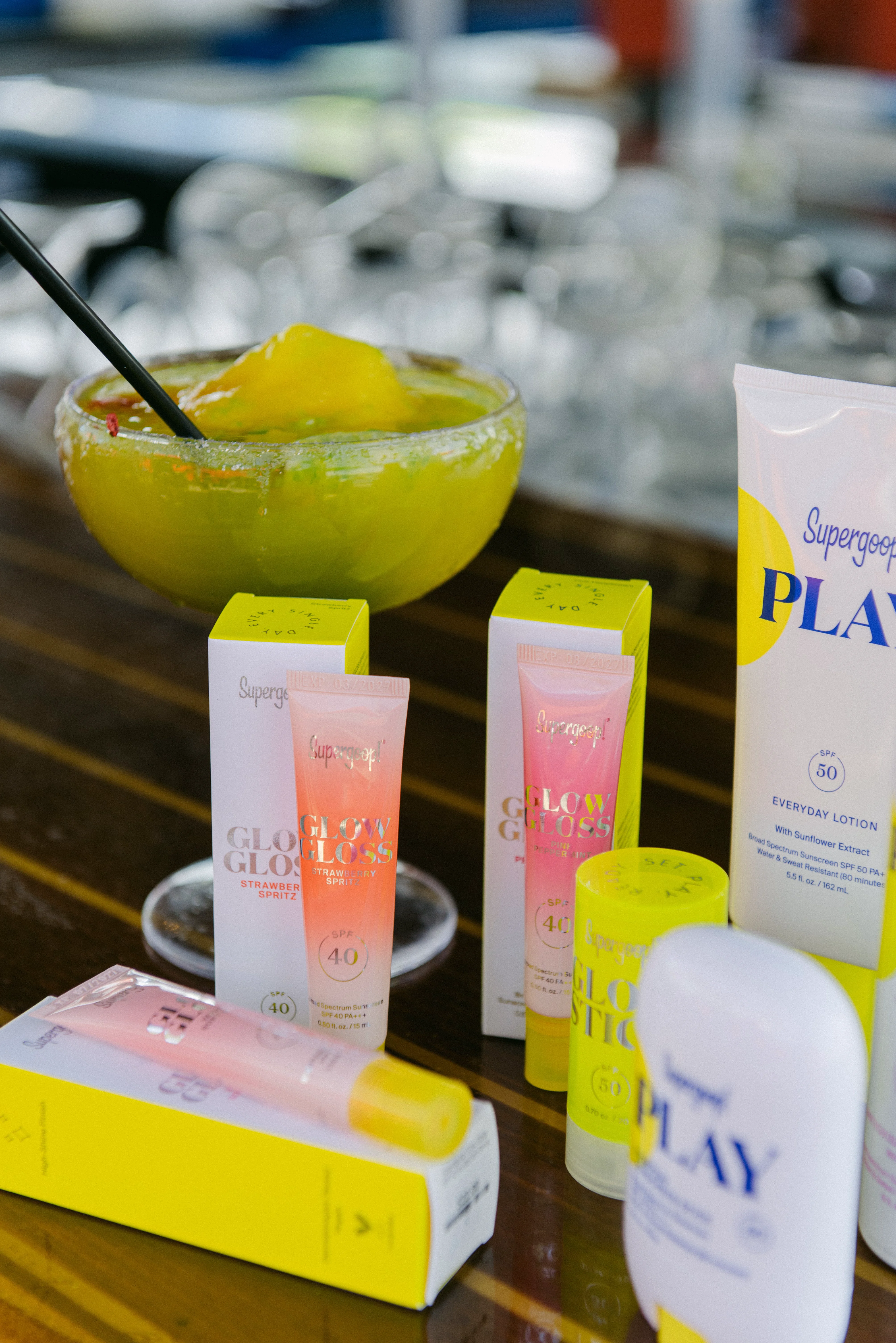 Unique Supergoop Glow Gloss SPF 40 Pink Peppermint First-Class
