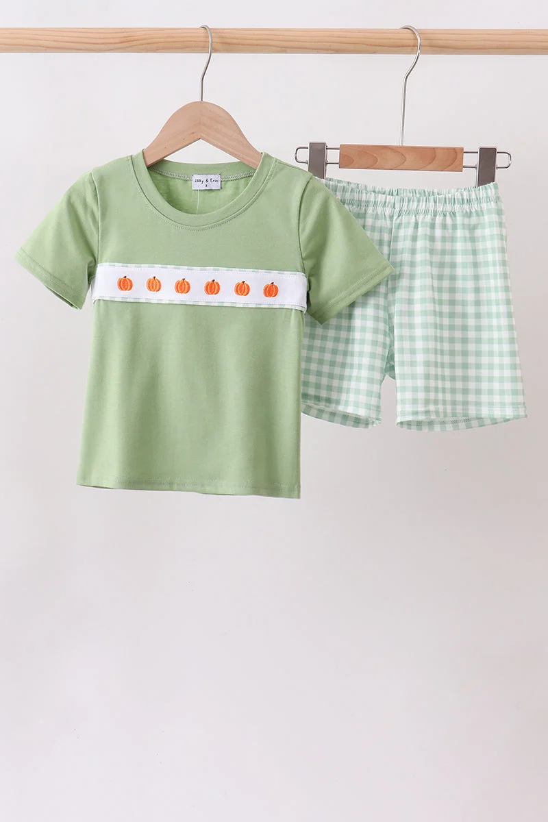Specialty Green Pumpkin Embroidery Shorts Set Detailed