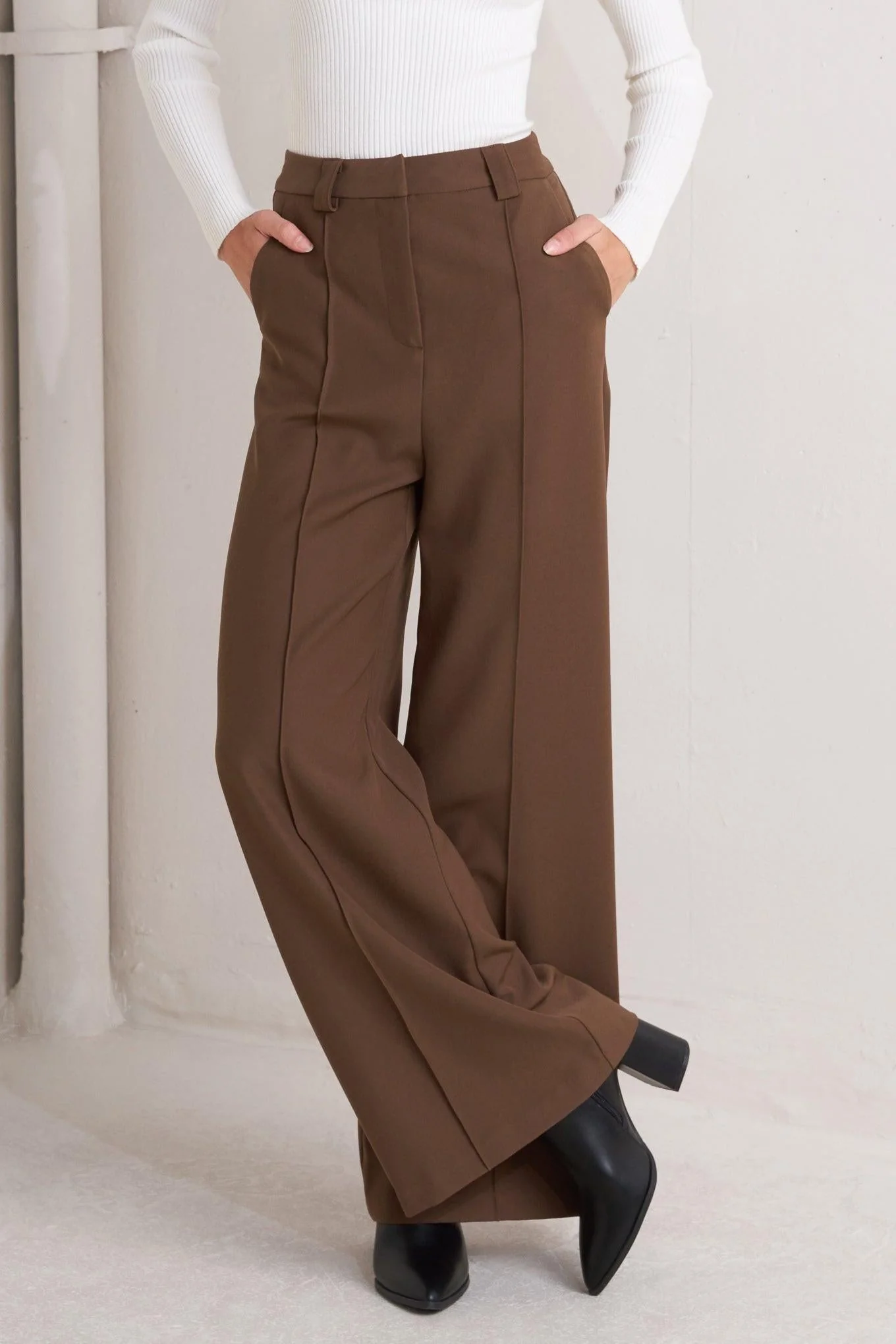 Superior Monday Flow Brown Woven Pants Exclusive