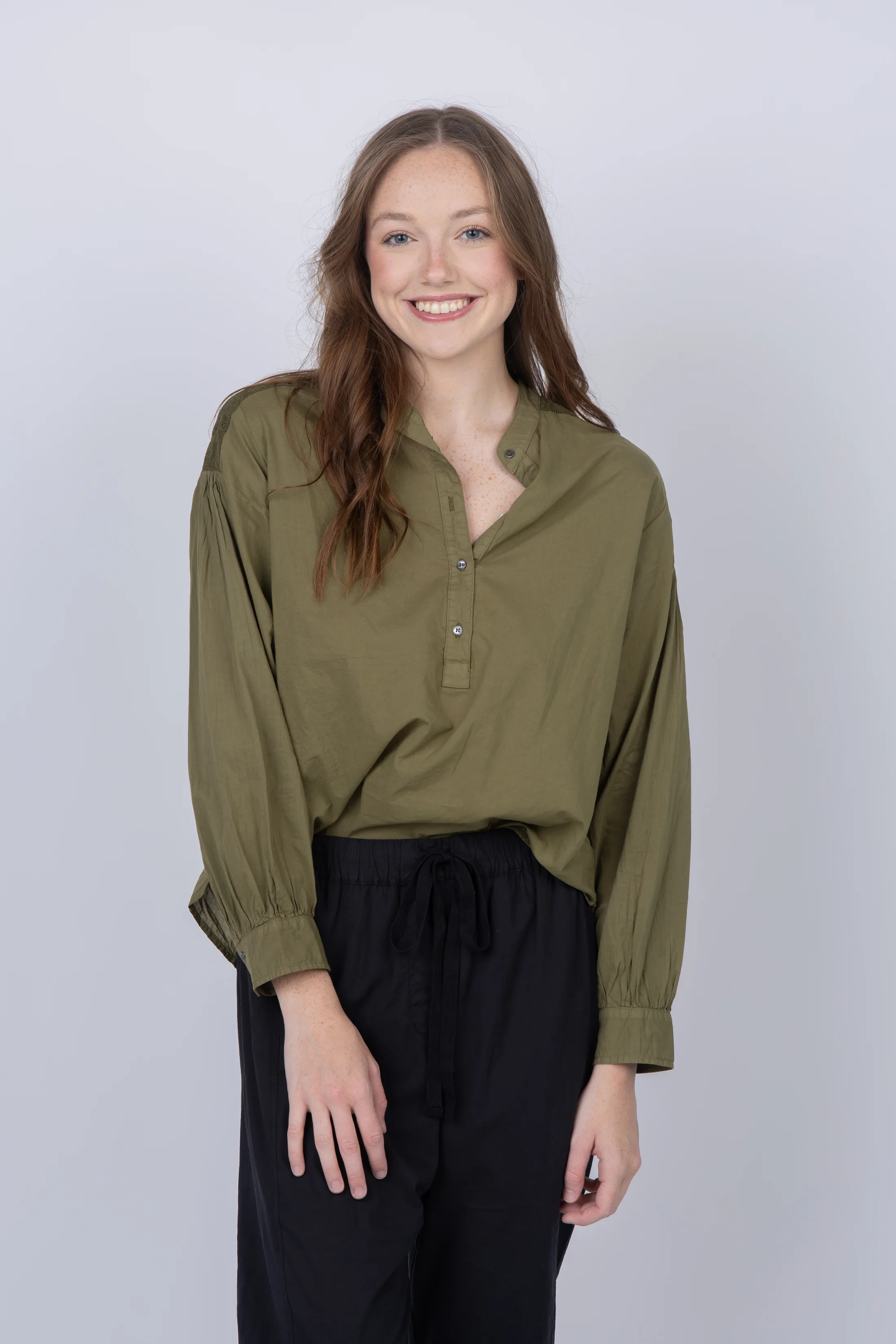 Trusted XiRena Slater Shirt in Bay Leaf Modern