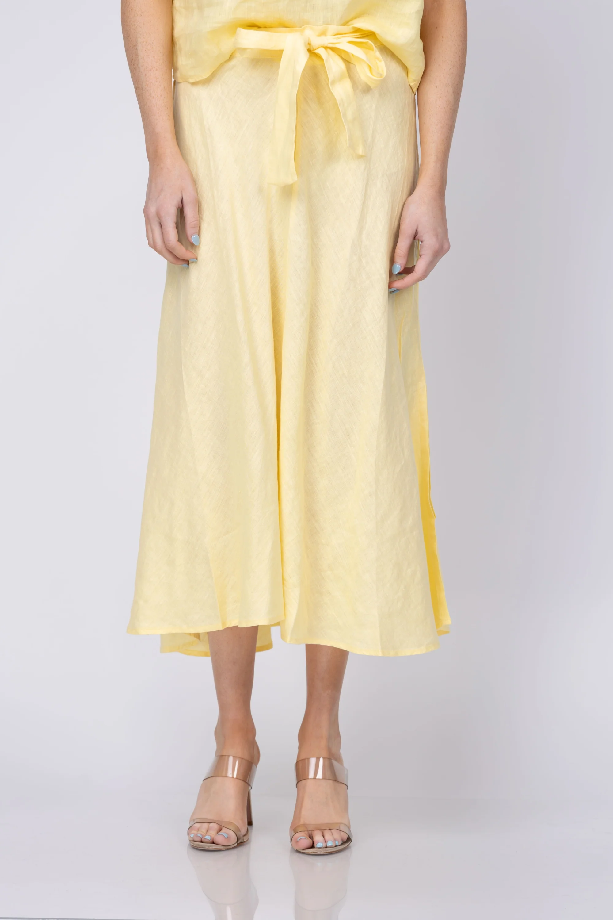 Stylish Velvet by Graham Spencer Malina 07 Skirt in Lemon drop Premium